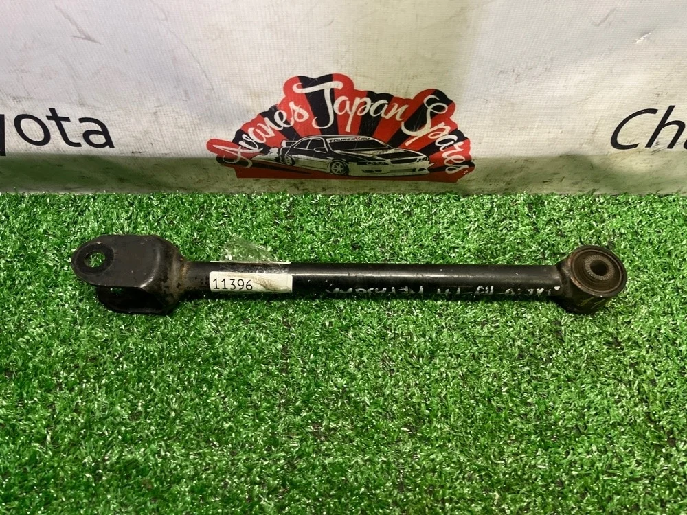 Рычаг подвески Toyota Aristo 2000 4871030190 JZS160, задний