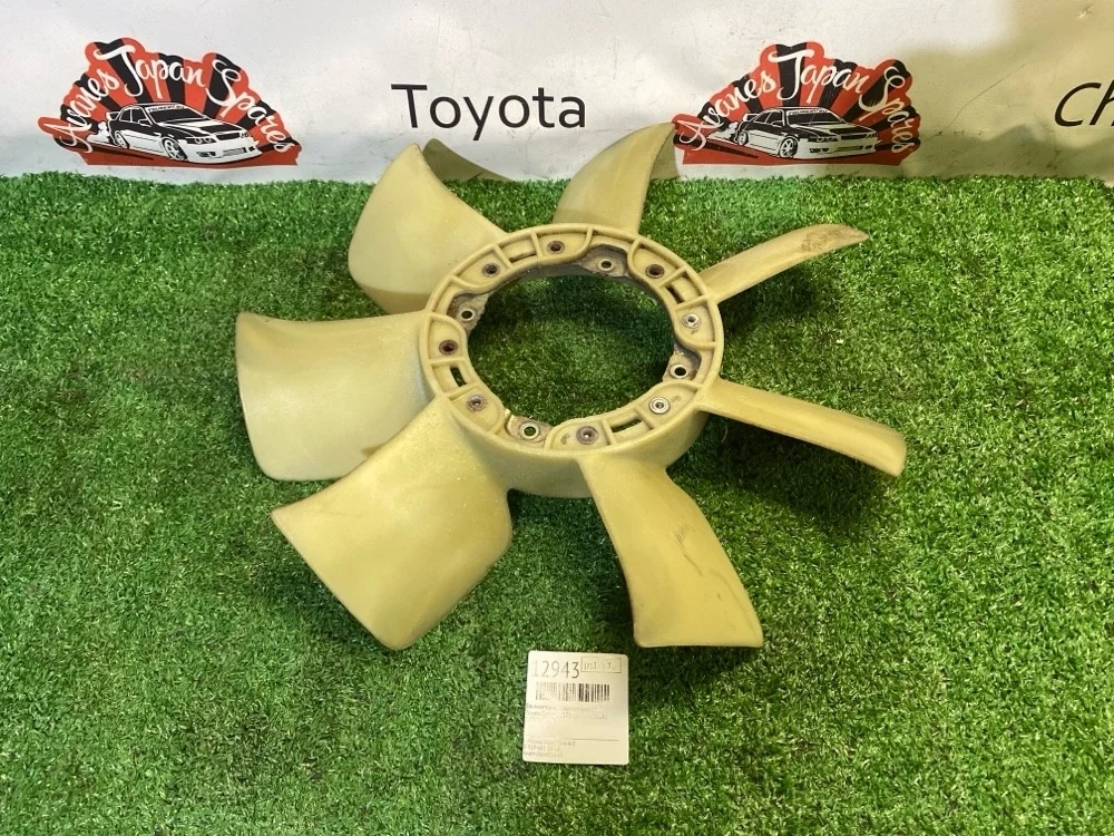 Вентилятор охлаждения радиатора Toyota Crown 06/2002 1636146040 JZS171 1JZ-FSE