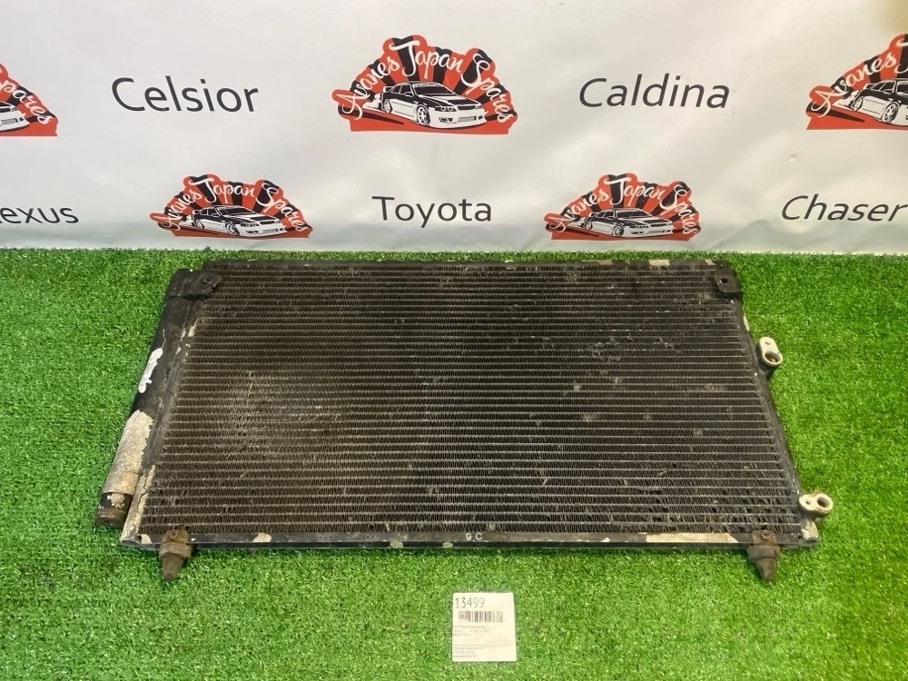 Радиатор кондиционера Toyota Altezza 2001 8846053010 SXE10