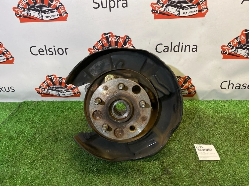 Ступица Toyota Altezza 2004 4230451010 GXE10, задняя правая