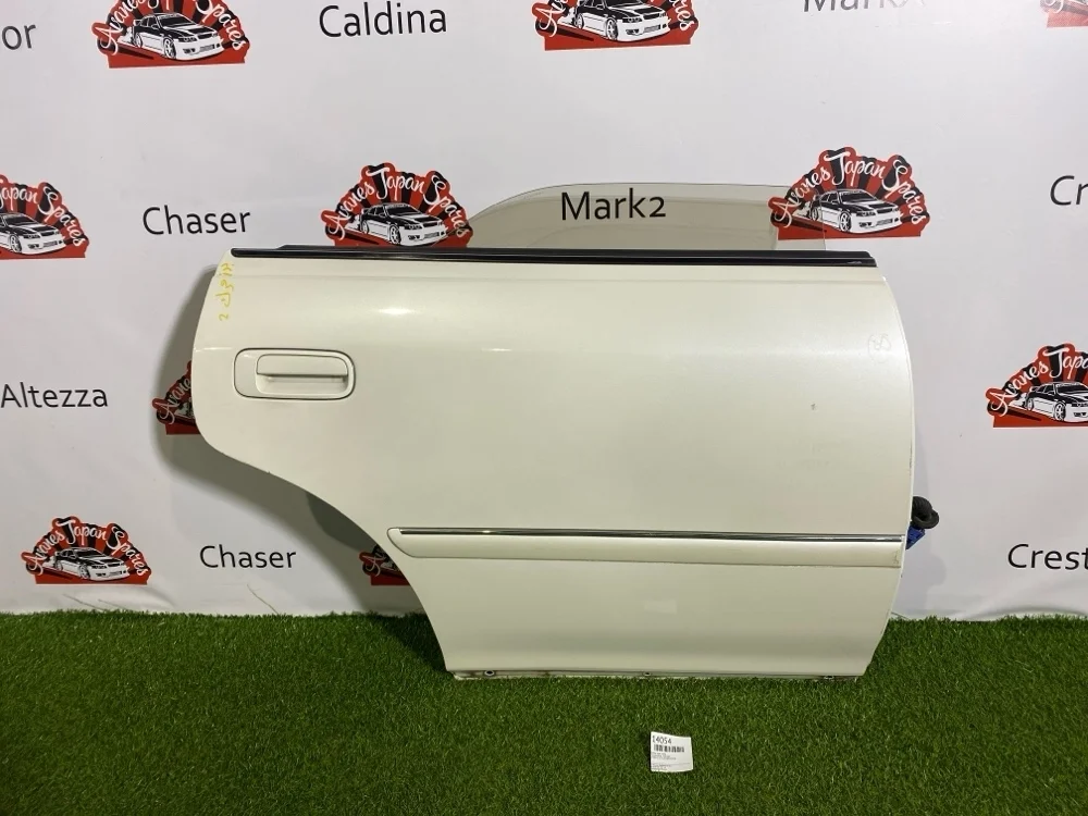 Дверь Toyota Mark 2 2000 6700322270 GX100, задняя правая