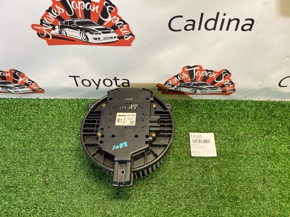 Моторчик печки Toyota Mark 2 2002 8710330430 GX110