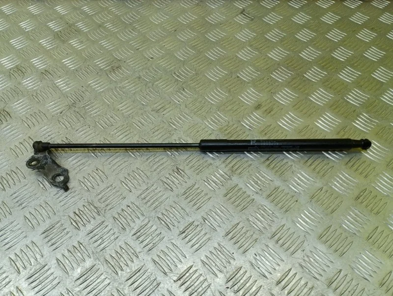 Амортизатор капота Toyota Land Cruiser Prado 150 (2009-2023) 2011 534400W220 ВНЕДОРОЖНИК 4.0 I 1GRFE