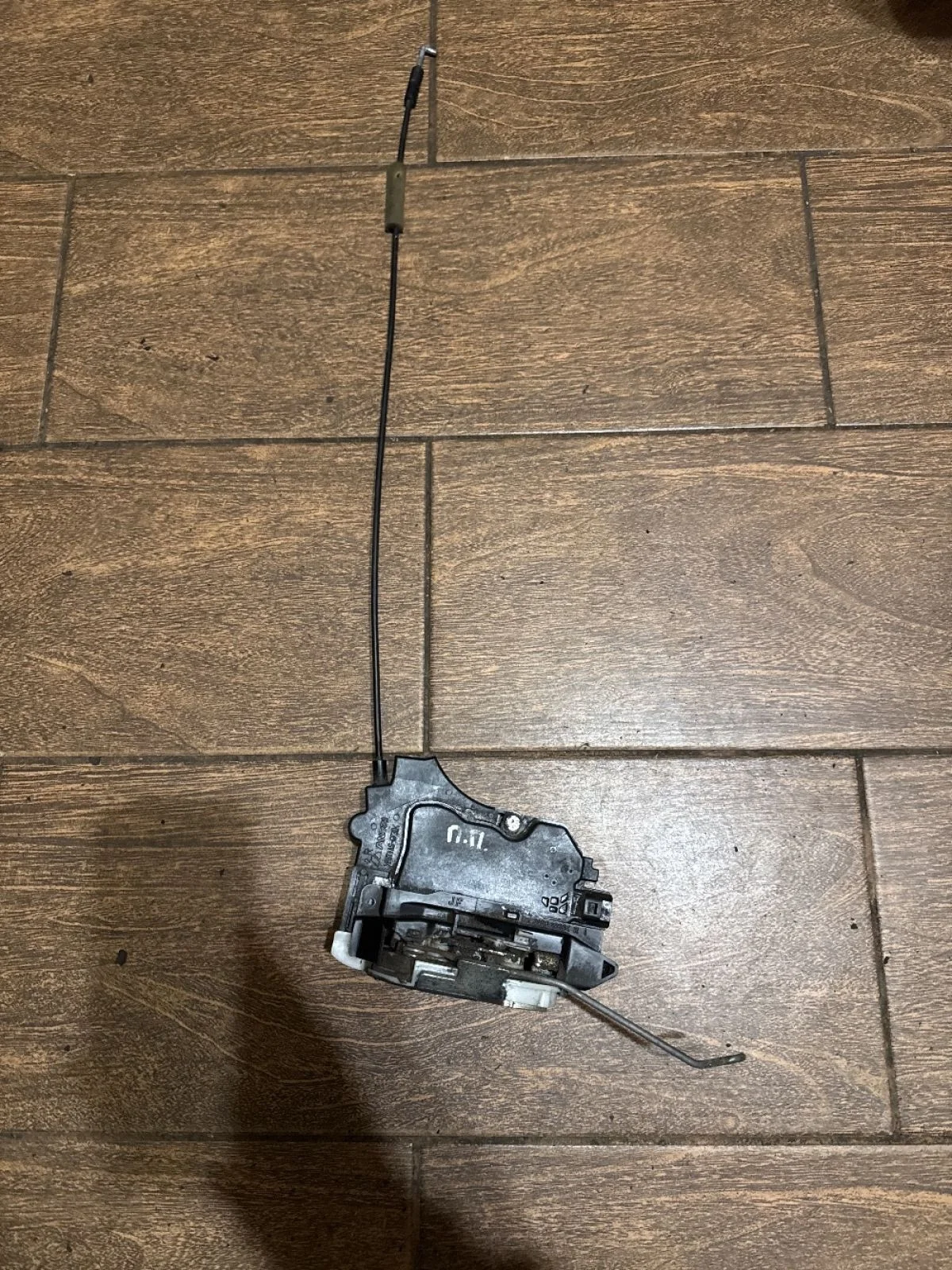 Замок двери передней правой Mitsubishi Lancer IX рестайлинг (2005—2010)