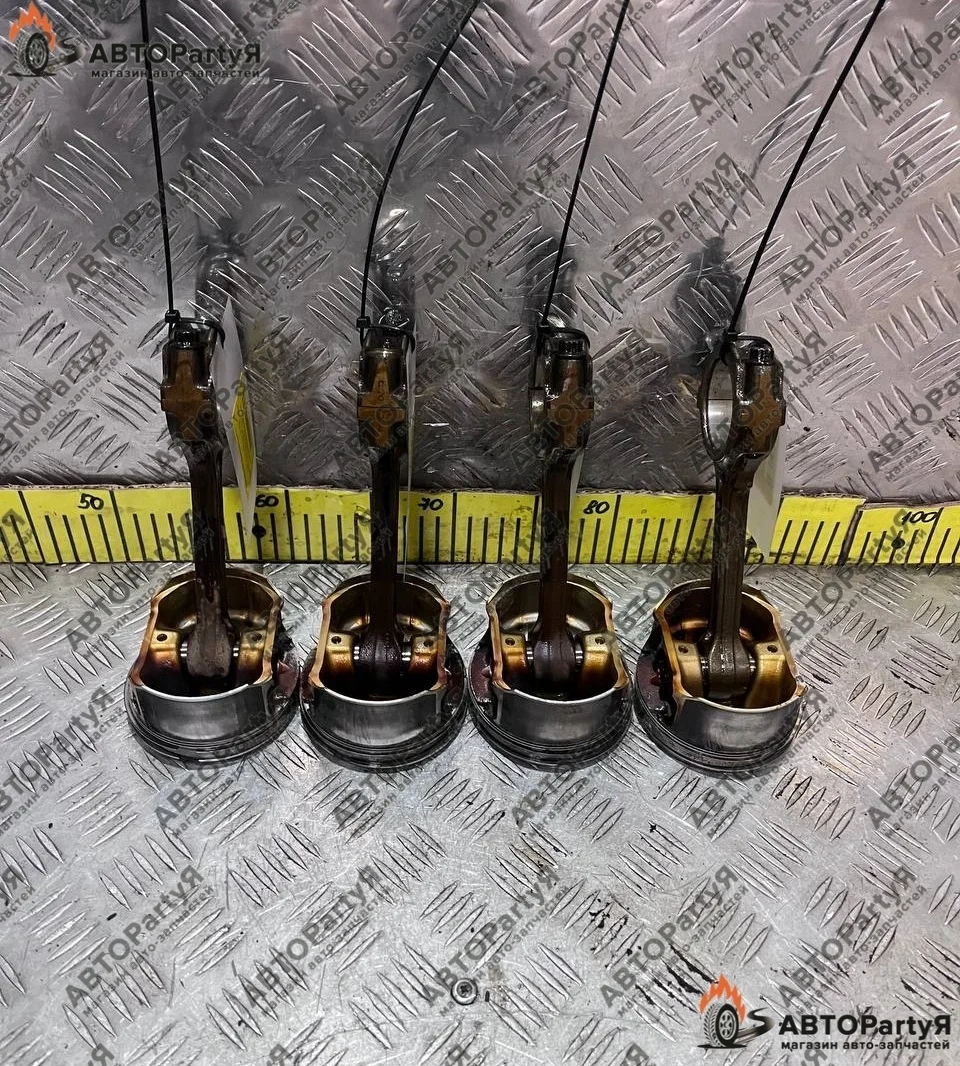 ШАТУН С ПОРШНЕМ Nissan X-Trail T30 QR25DE 2,5 л.