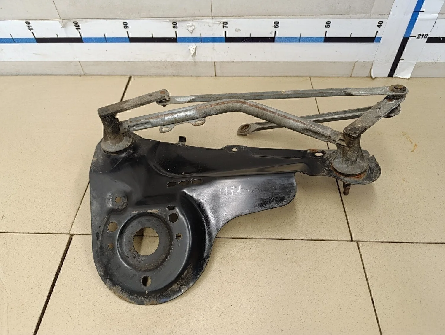 Трапеция стеклоочистителей Fusion 2002-2012