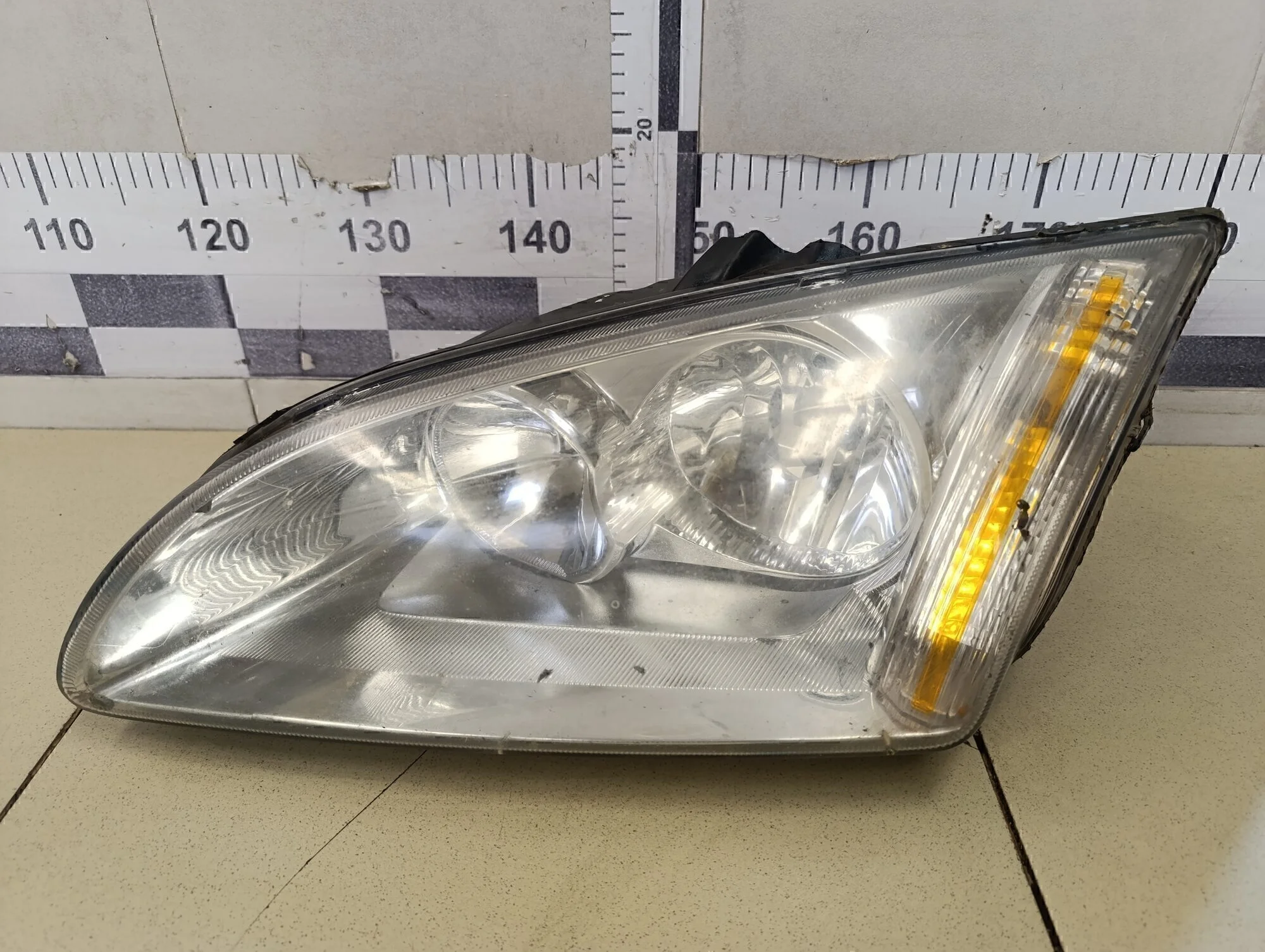 Фара левая Focus II 2005-2008