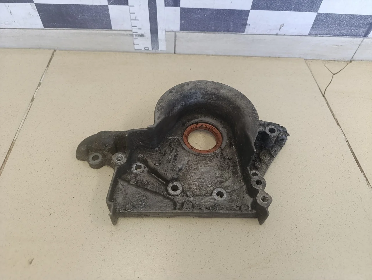 Крышка двигателя передняя Clio/Symbol 1998-2008