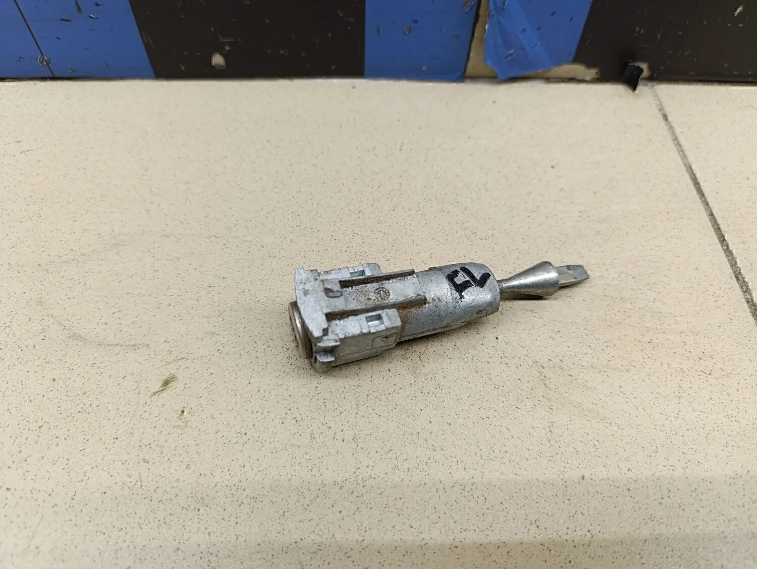 Вставка замка двери Polo (Sed RUS) 2011>