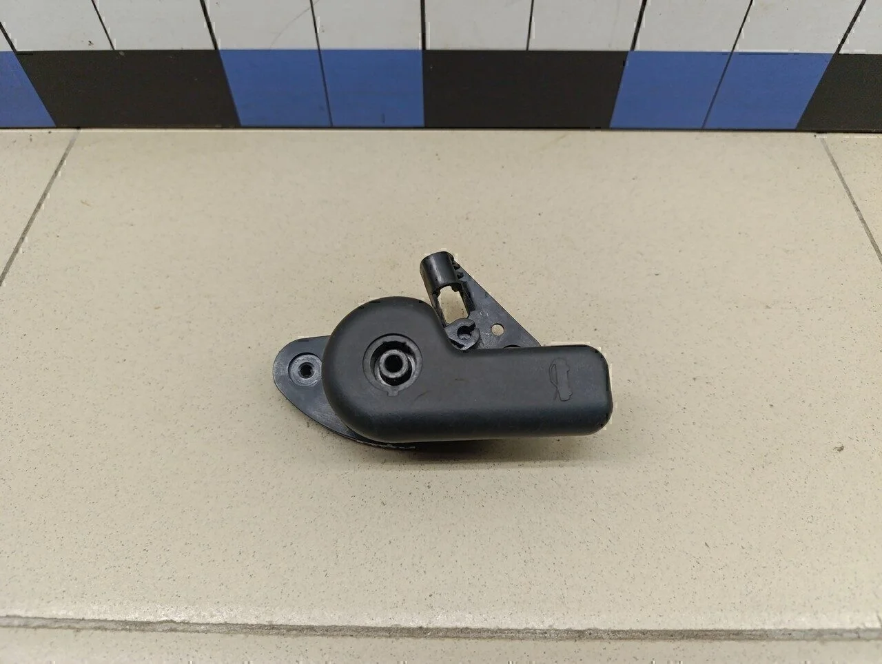 Ручка открывания капота Focus III 2011>