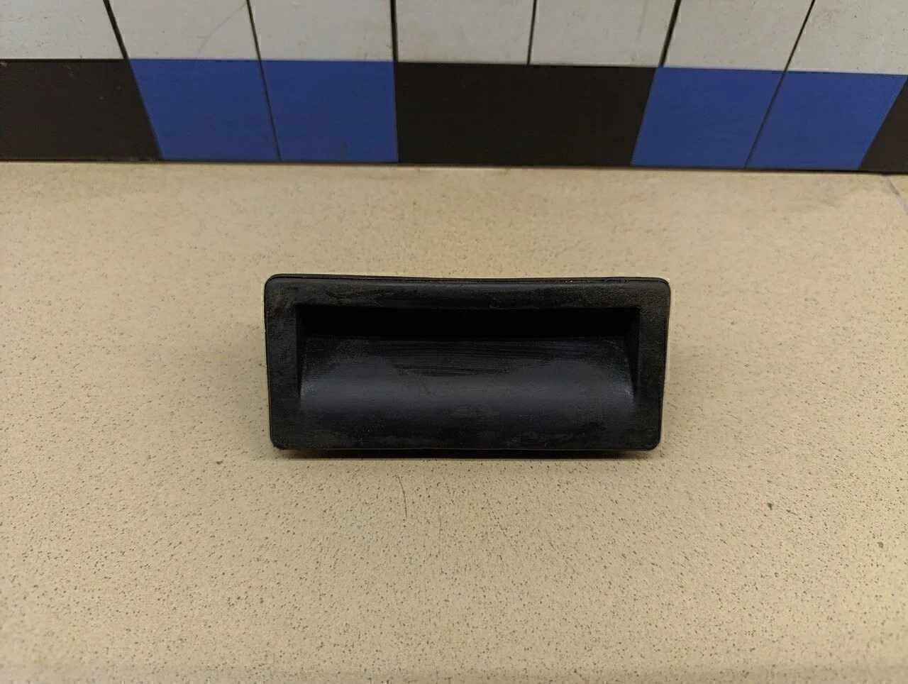 Кнопка открывания багажника Passat [B6] 2005-2010