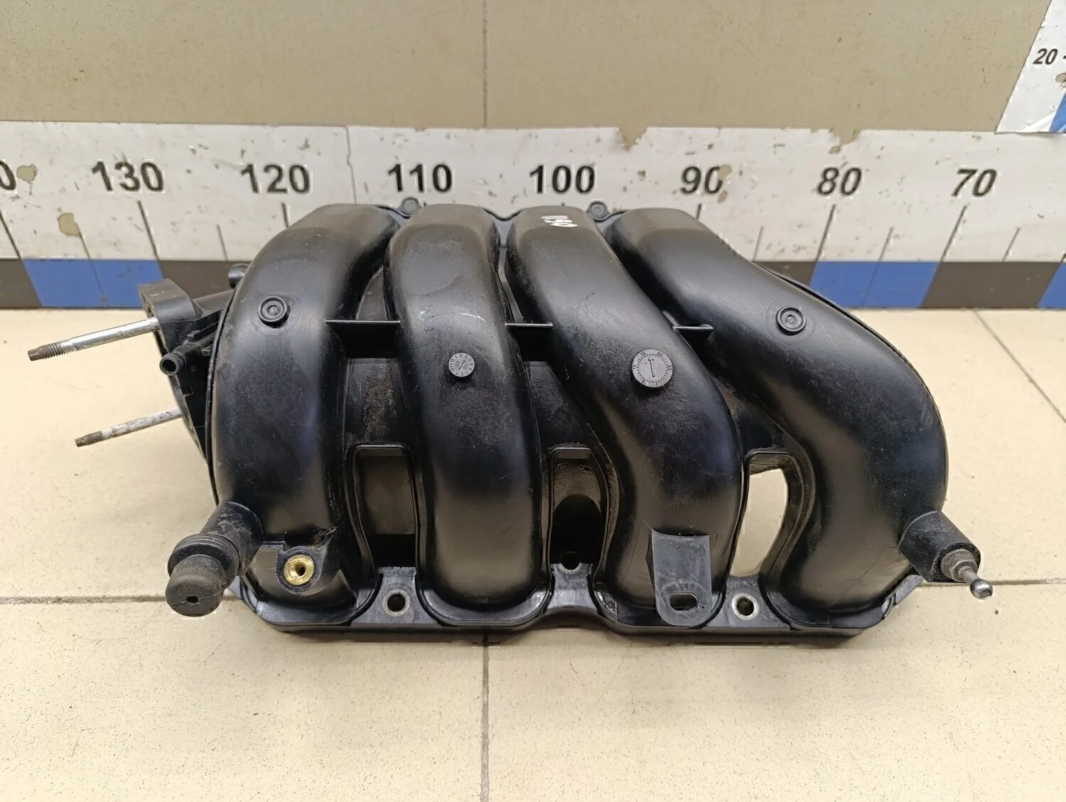 Коллектор впускной Corolla E15 2006-2013