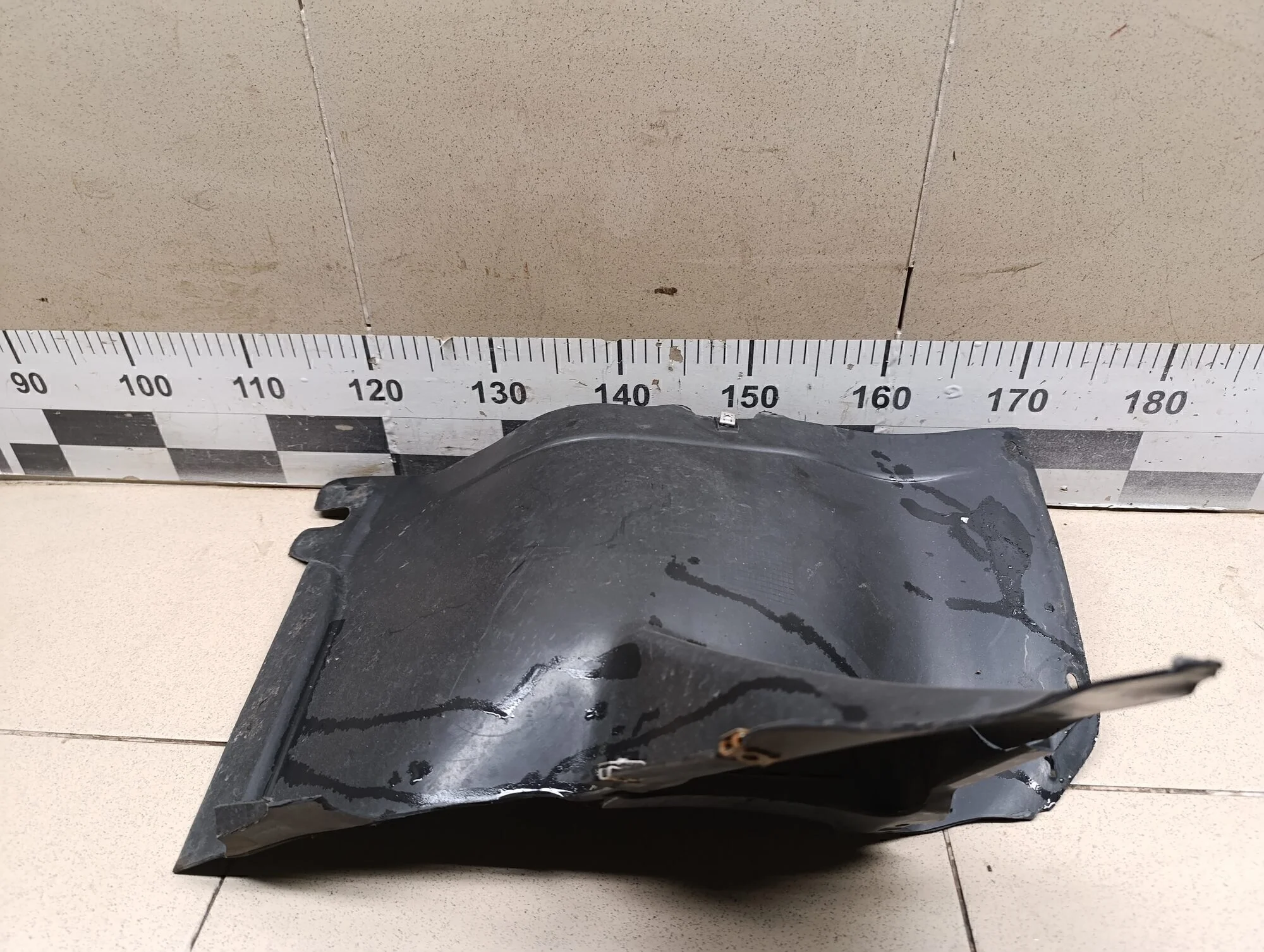 Локер передний левый передняя часть (сапожок) Golf V Plus 2005-2014