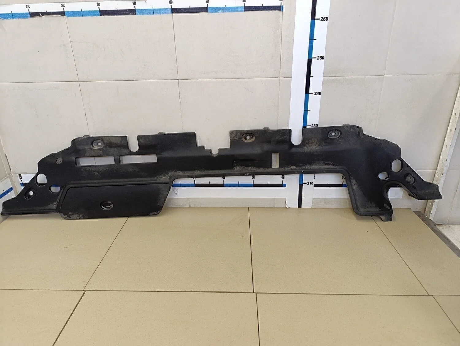 Кожух замка капота Corolla E15 2006-2013