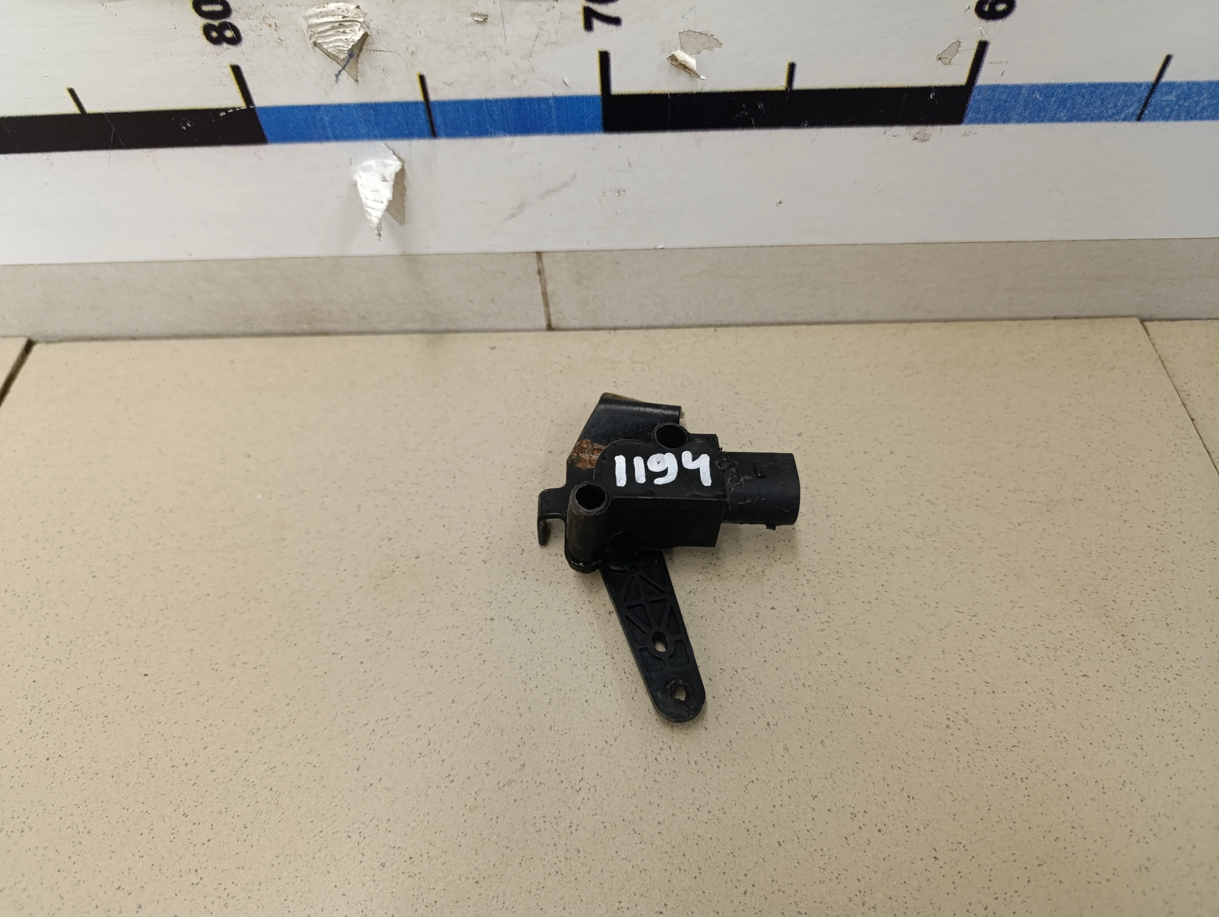 Датчик регулировки дорож. просвета Scirocco 2008>