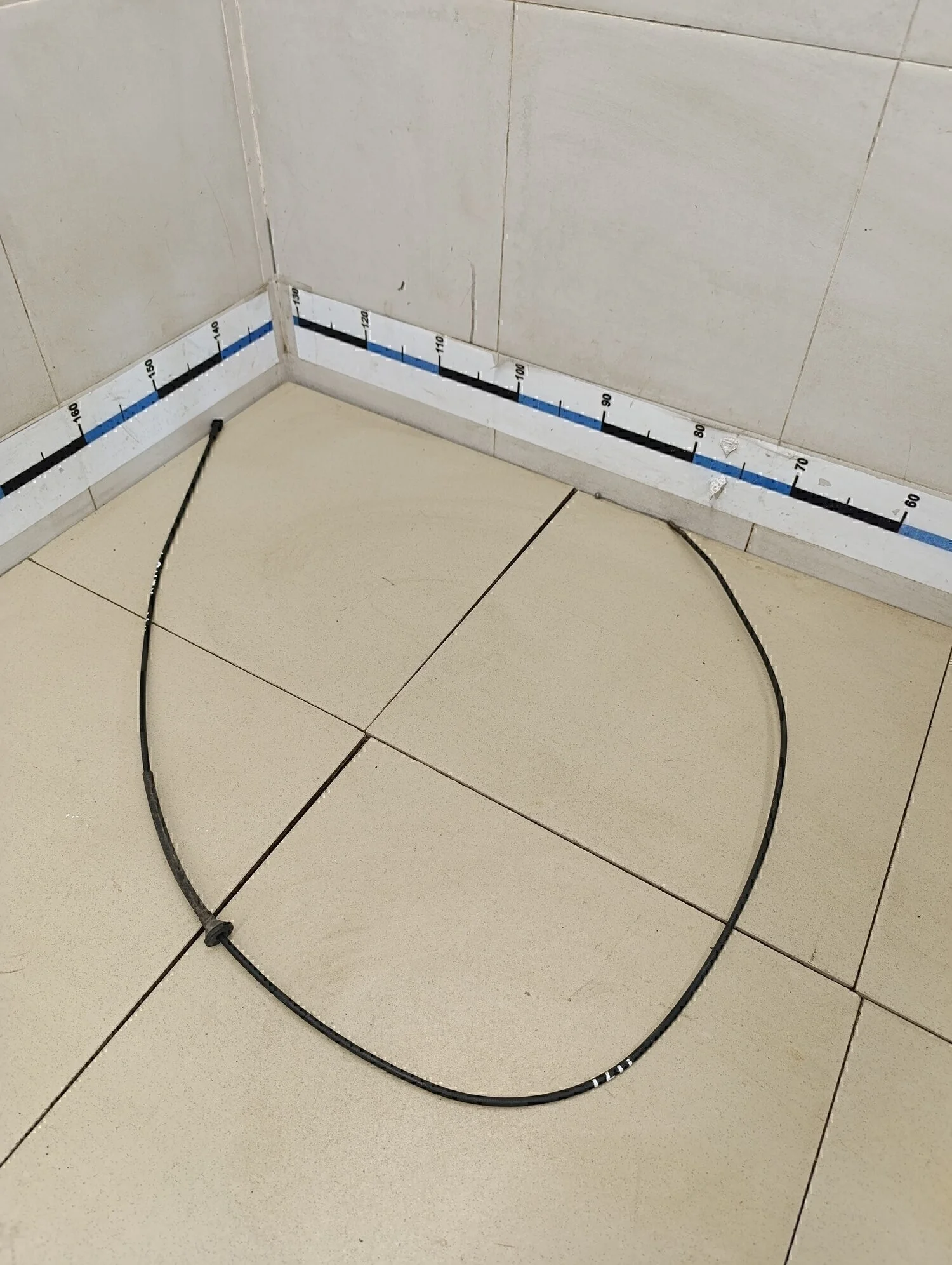 Трос открывания капота Fusion 2002-2012