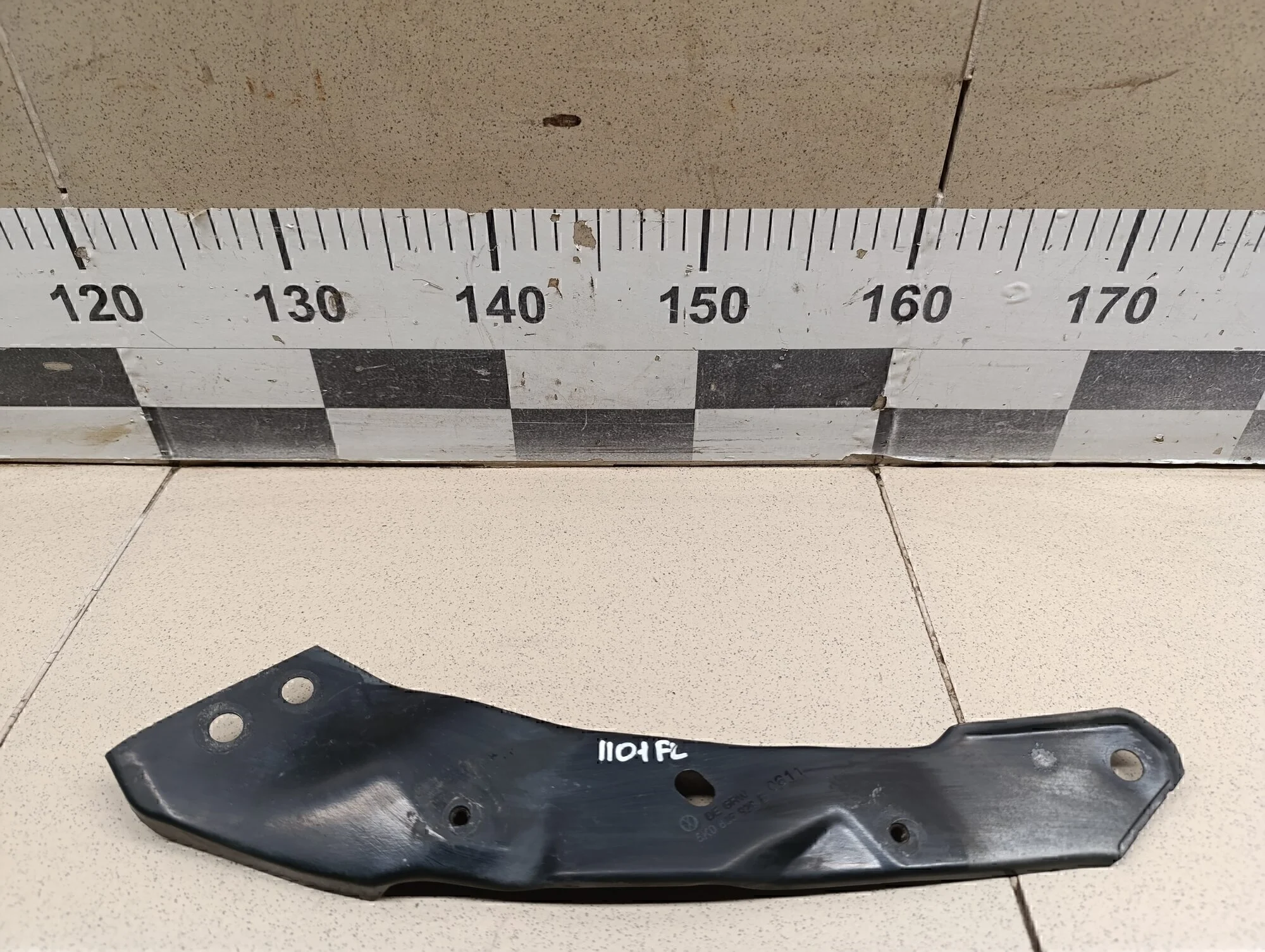 Кронштейн Golf VI 2009-2012