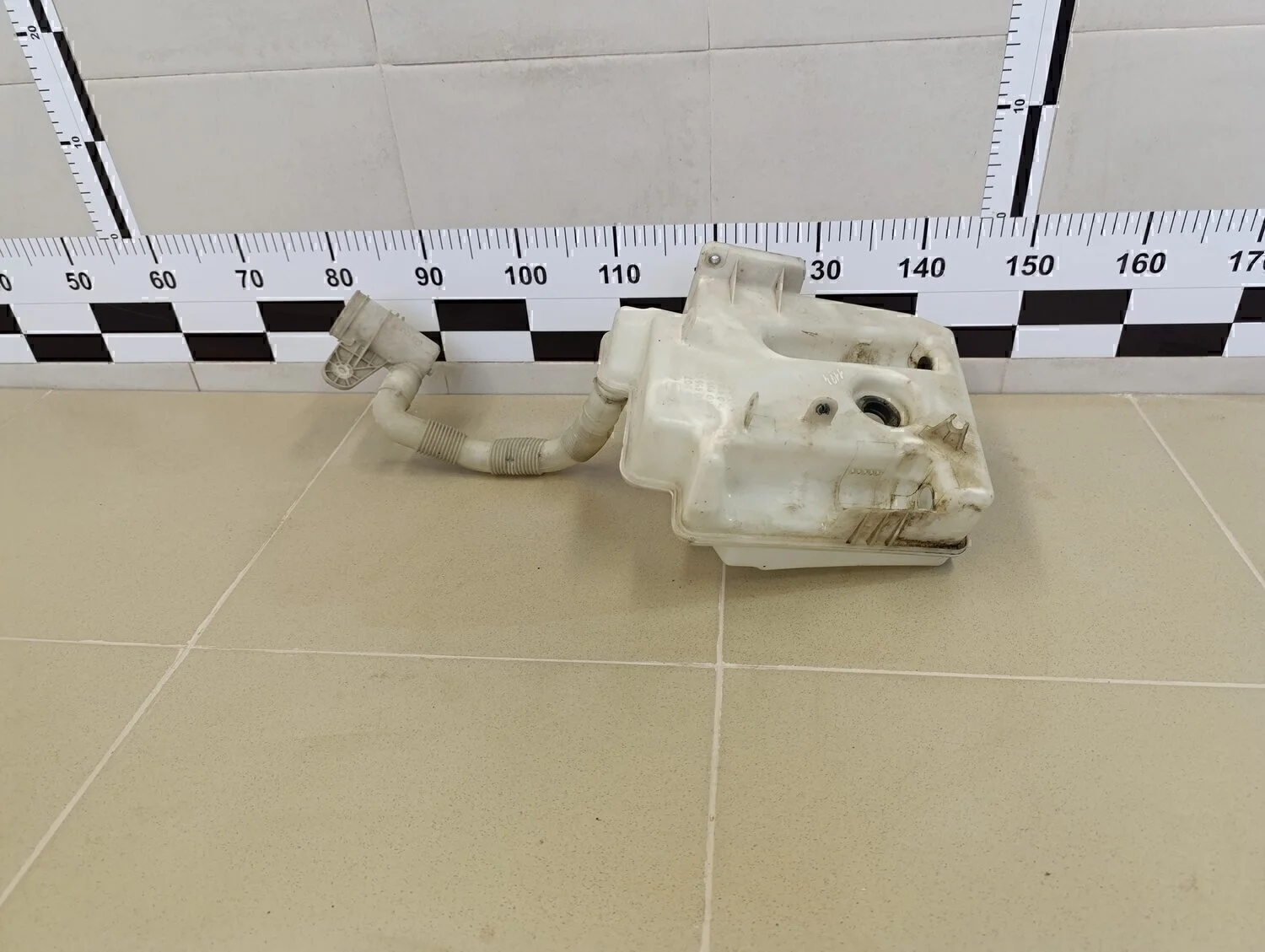 Бачок омывателя лобового стекла Touran 2003-2010