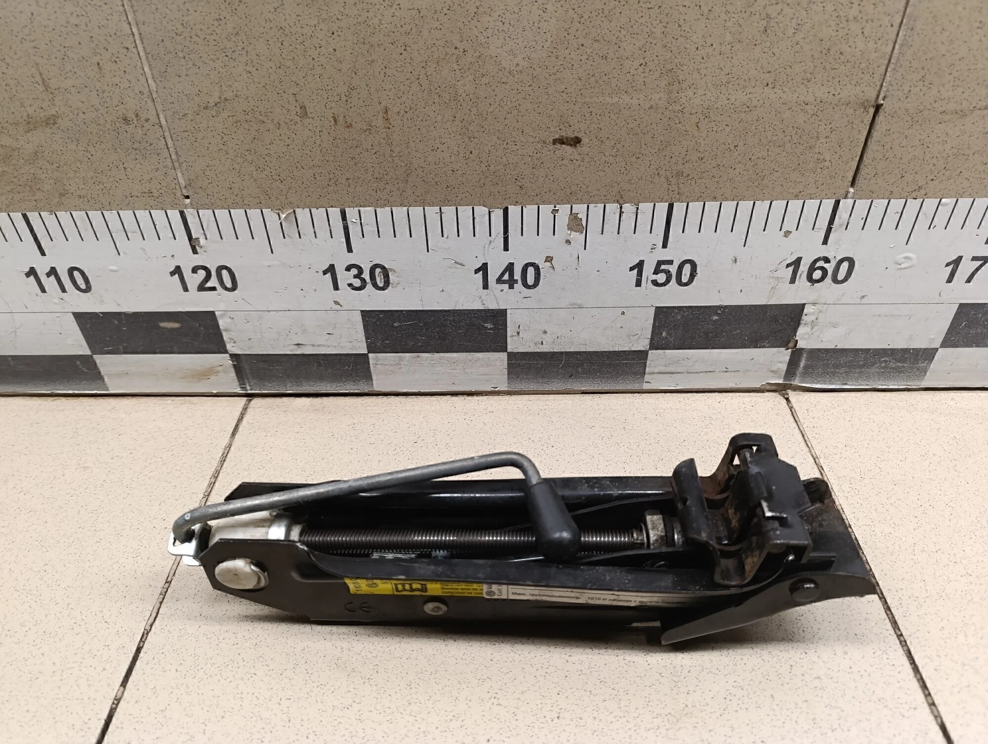 Домкрат Golf VI 2009-2012