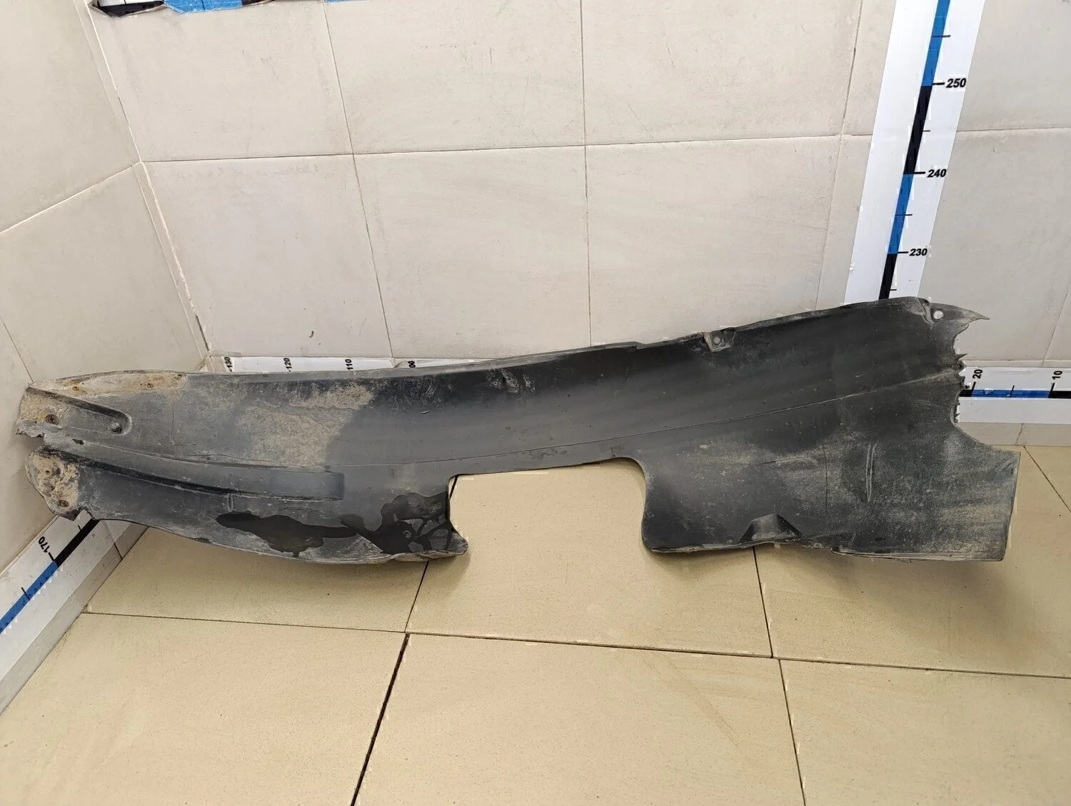 Локер передний правый Fusion 2002-2012