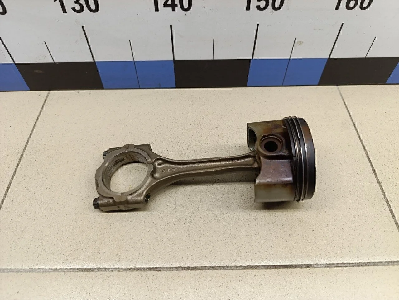 Поршень с шатуном Corolla E15 2006-2013