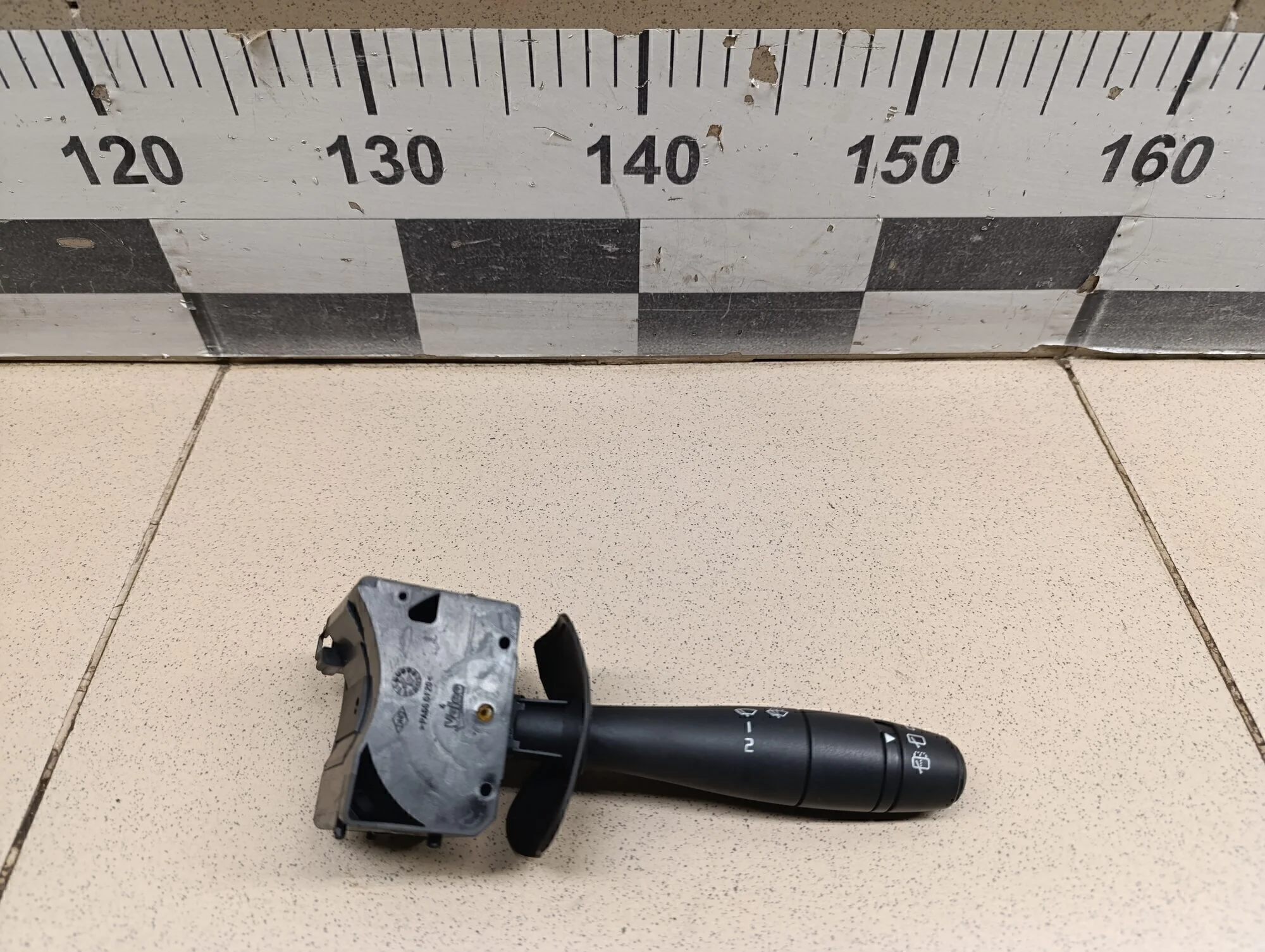 Переключатель стеклоочистителей Logan 2005-2014