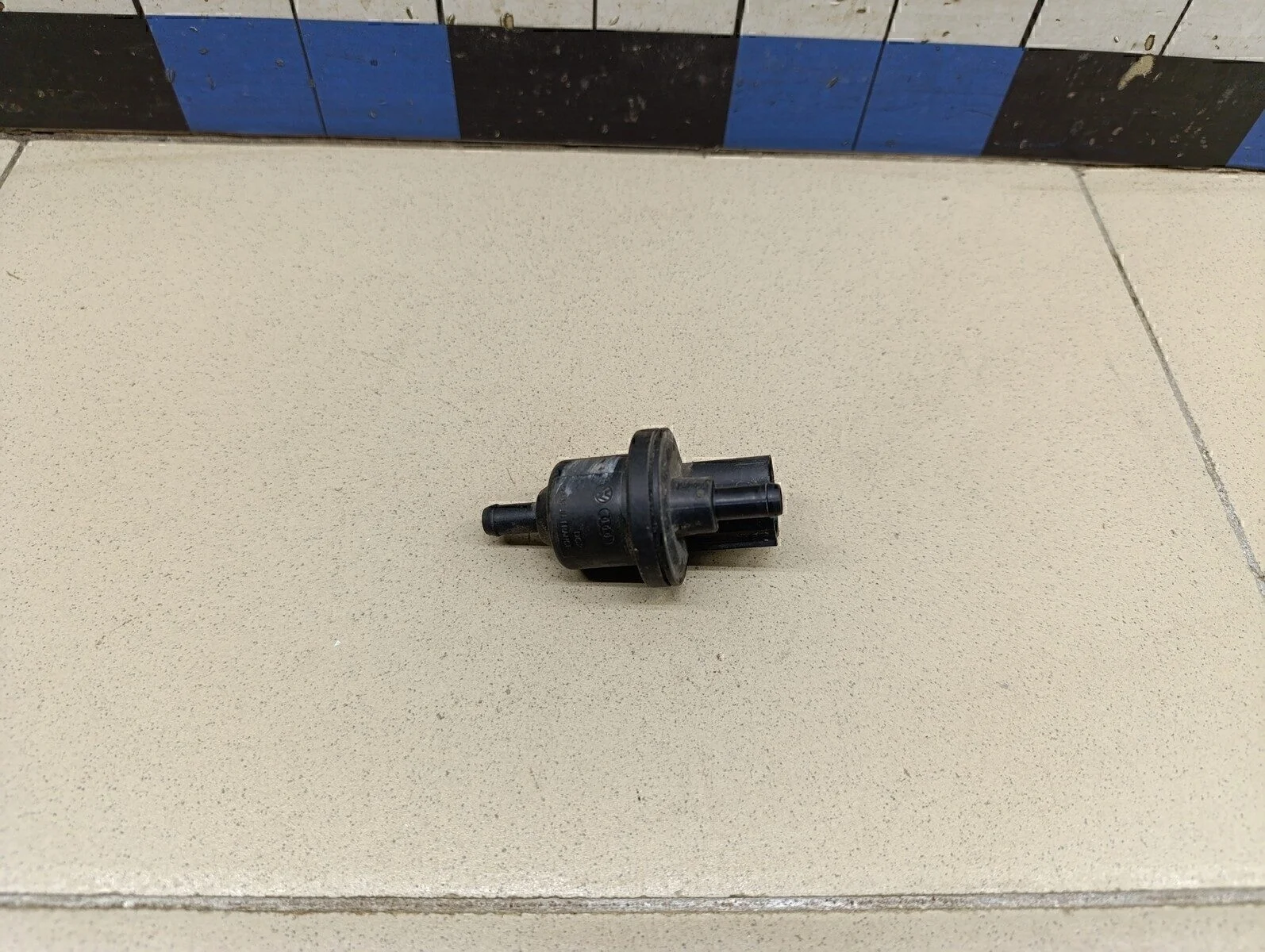 Клапан вентиляции топливного бака Fabia 1999-2006