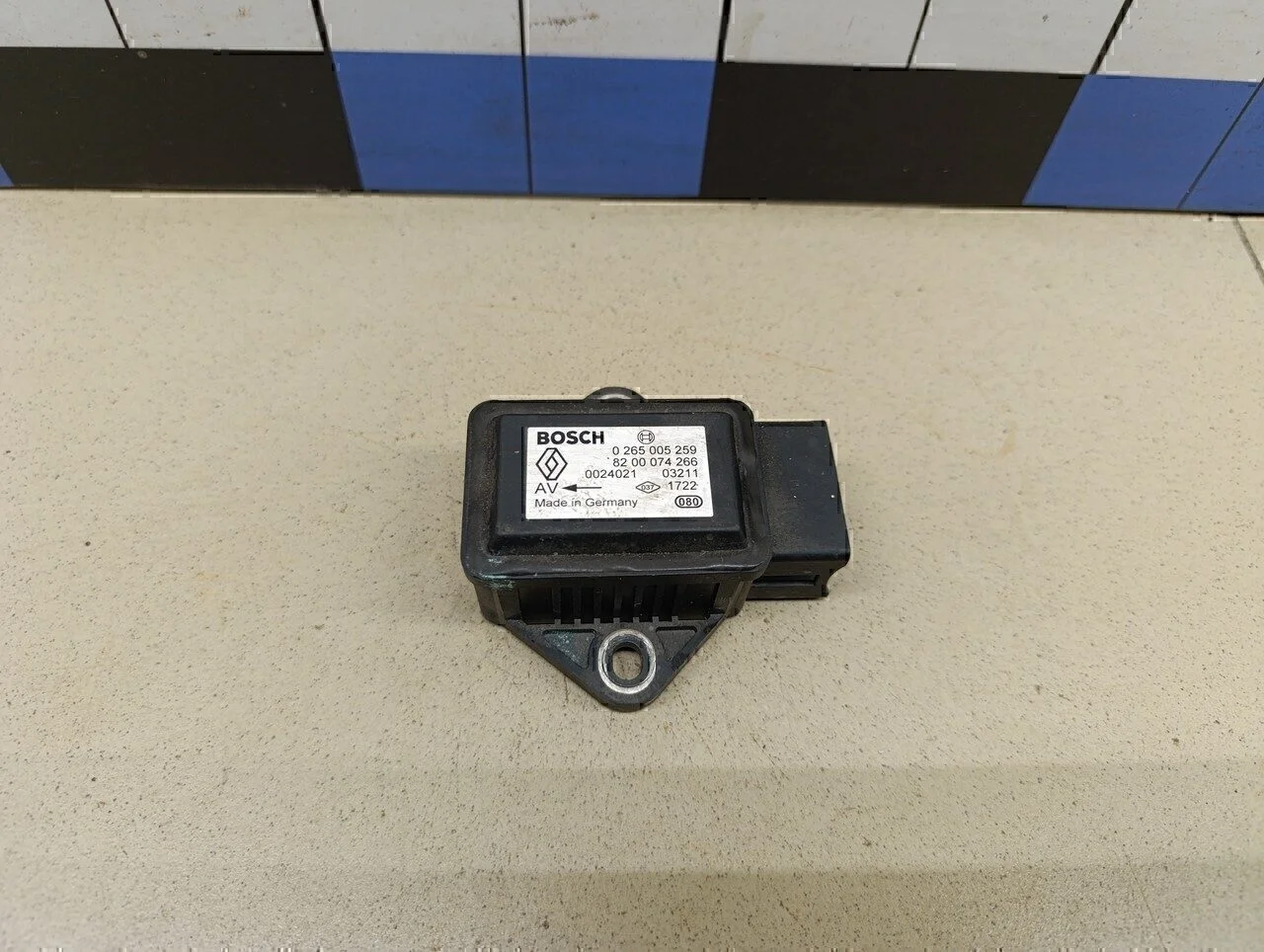 Датчик ускорения Megane II 2002-2009