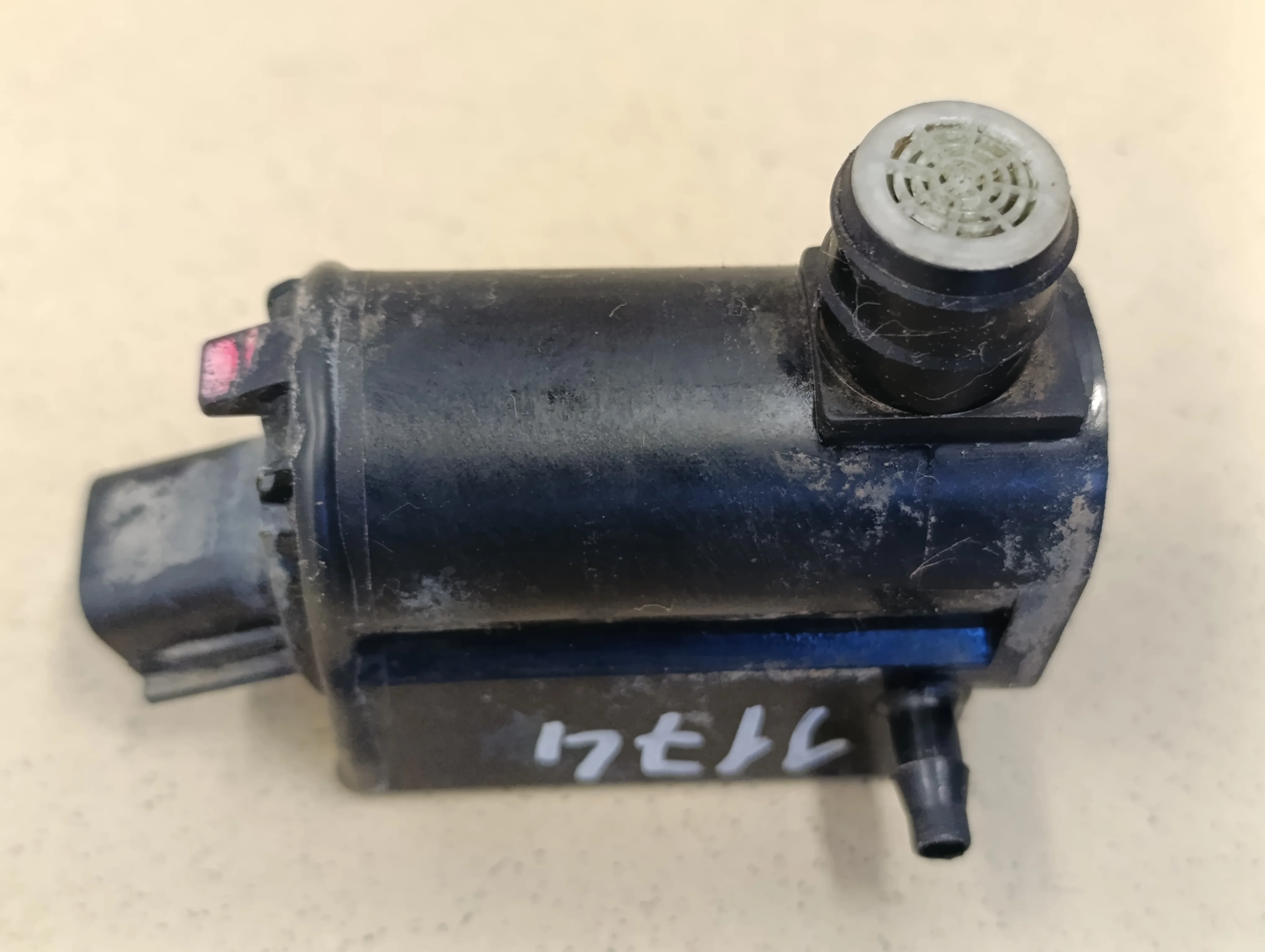 Насос омывателя Solaris 2010-2017