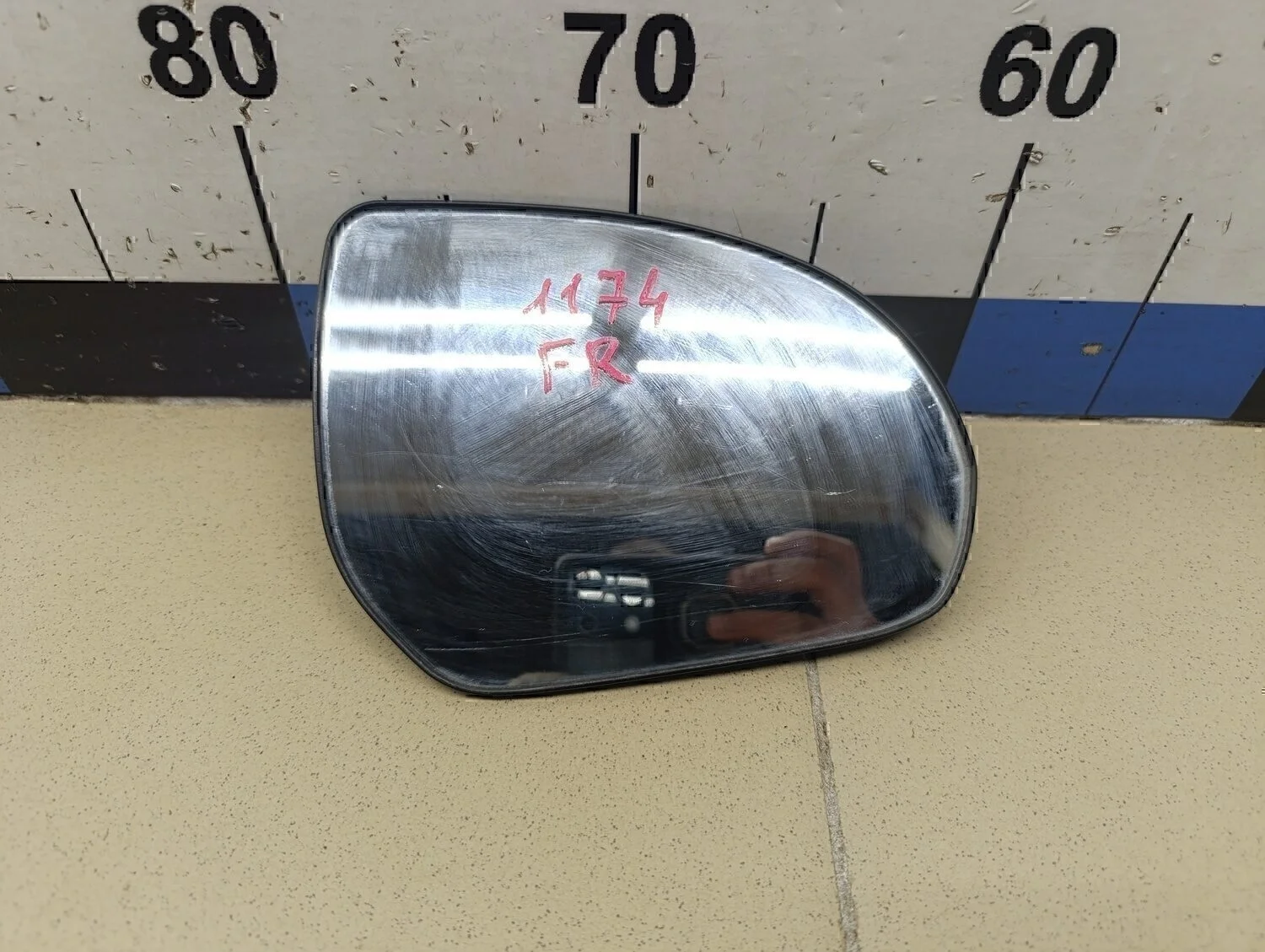 Стекло зеркала правого RIO 2011-2017