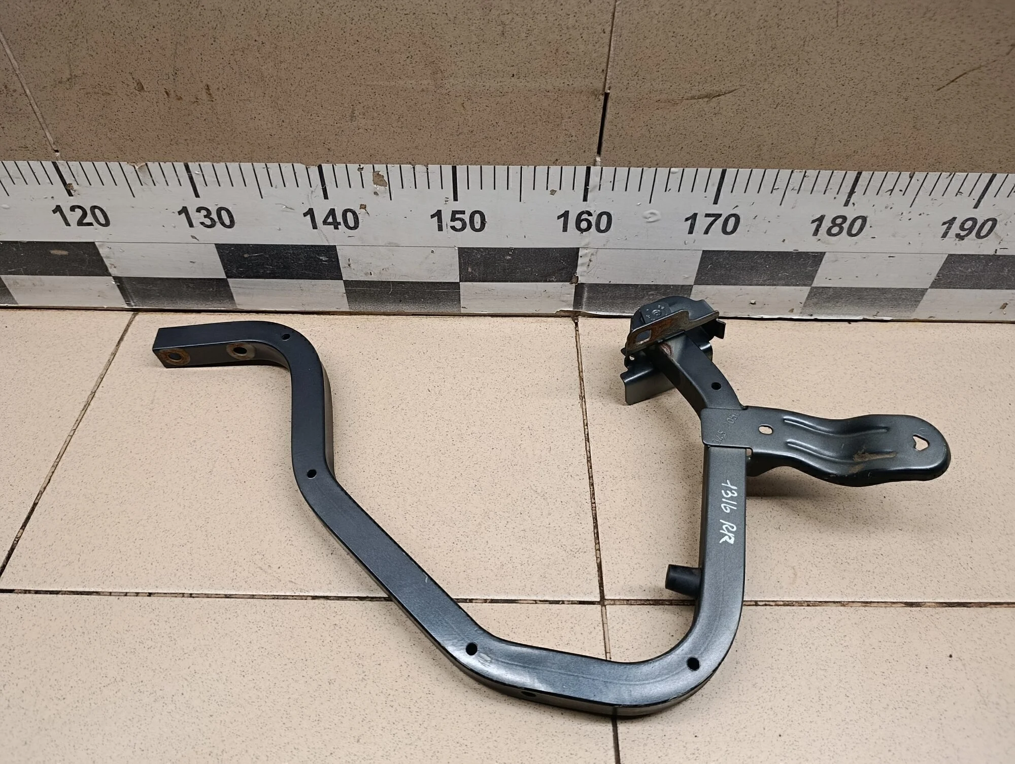 Петля крышки багажника Logan 2005-2014