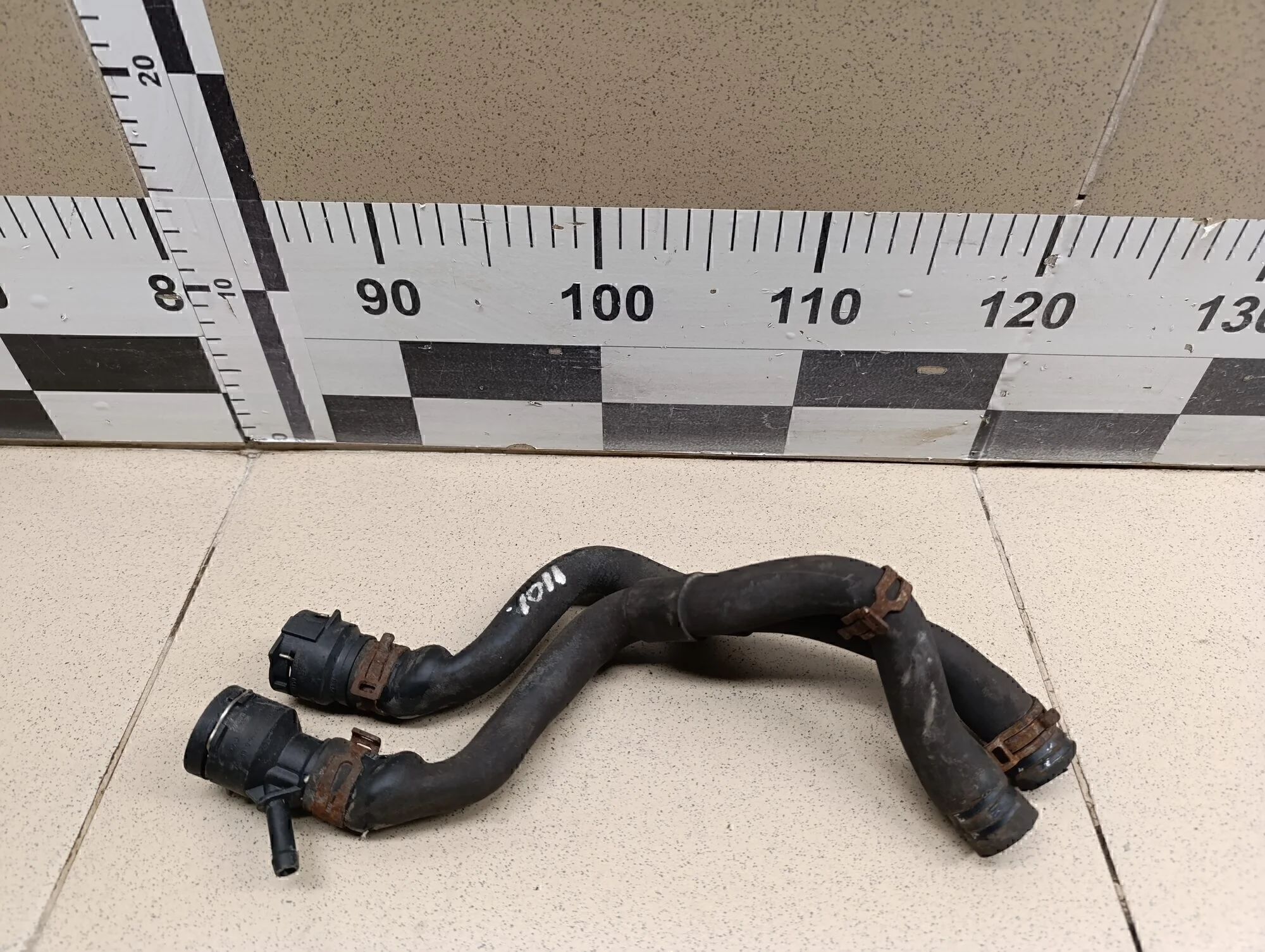 Патрубок отопителя Yeti 2009>