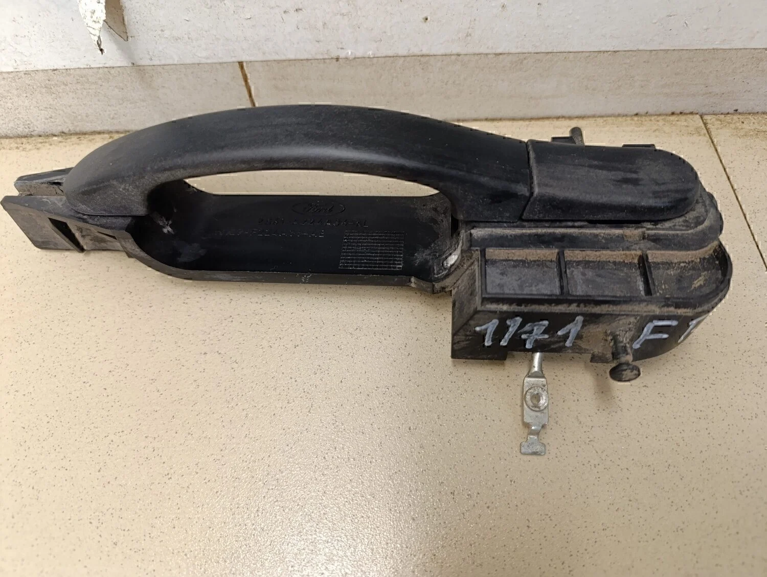 Ручка двери передней наружная правая Fusion 2002-2012