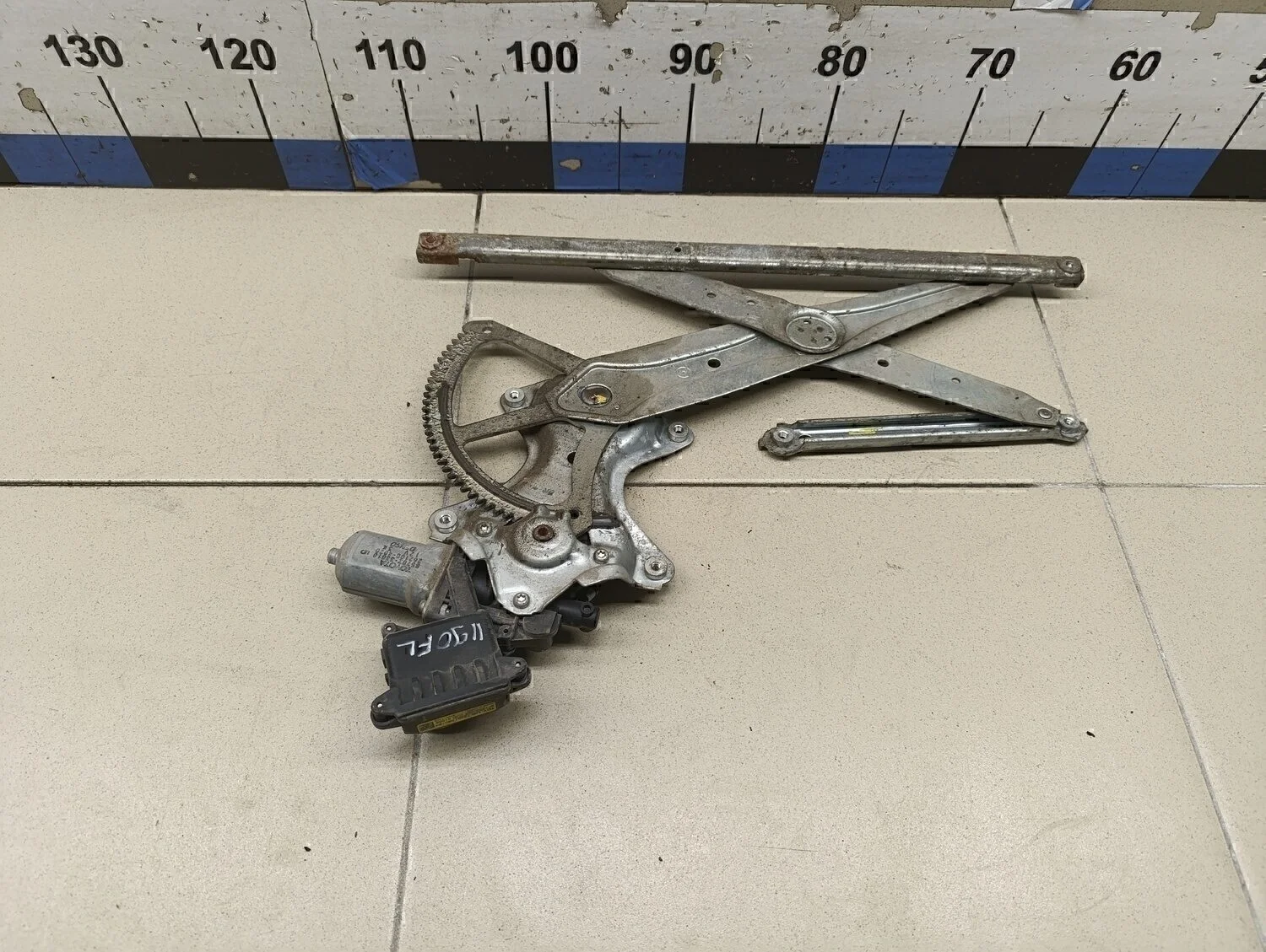 Стеклоподъемник электр. передний левый Corolla E15 2006-2013