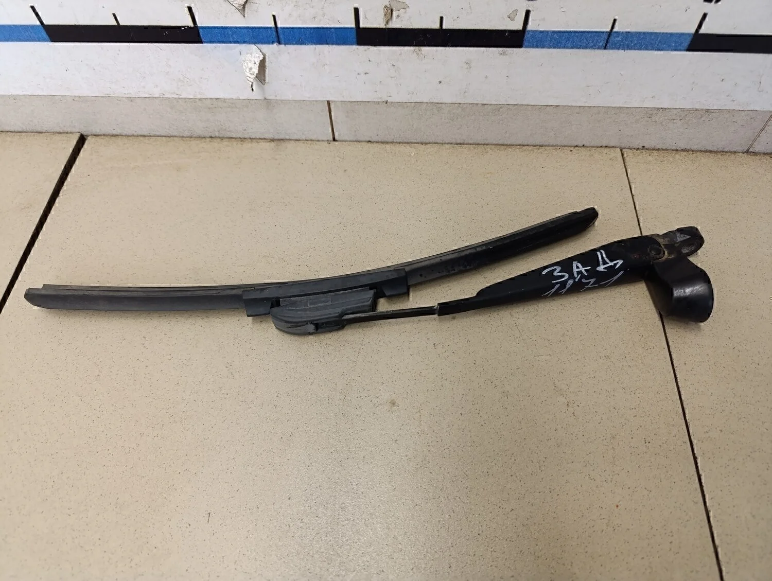 Поводок стеклоочистителя заднего Fusion 2002-2012