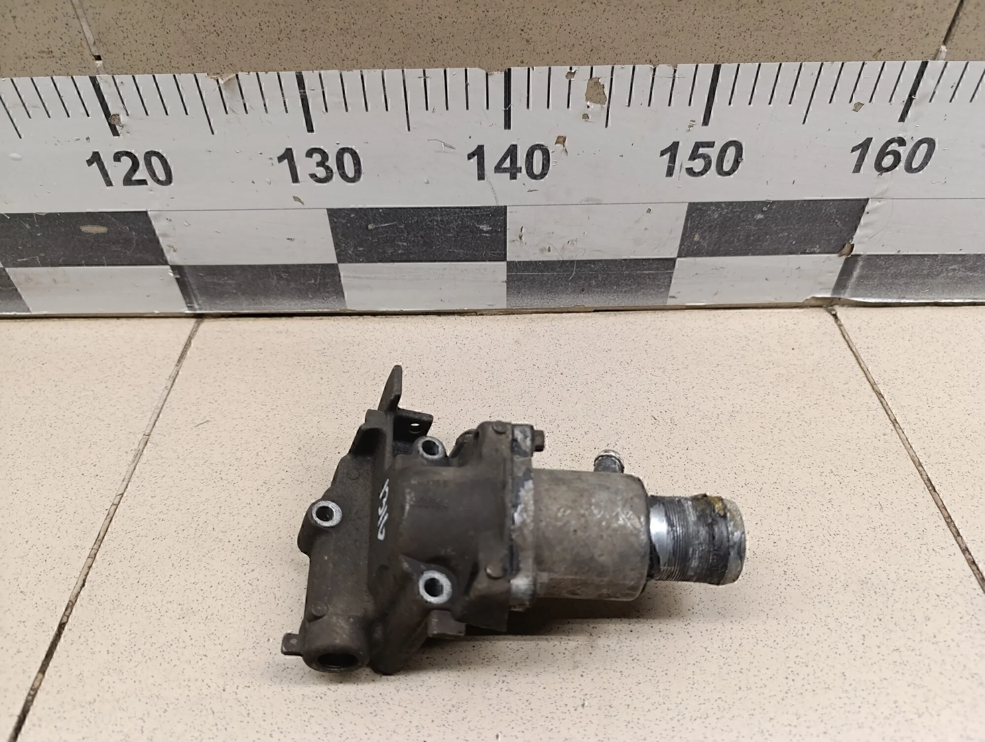 Корпус термостата Clio/Symbol 1998-2008