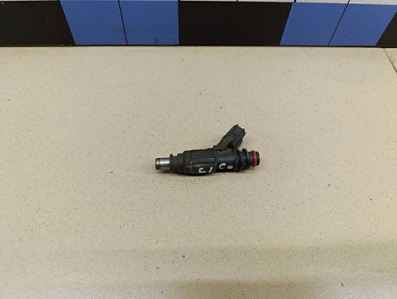 Форсунка инжекторная электрическая Avensis II 2003-2008