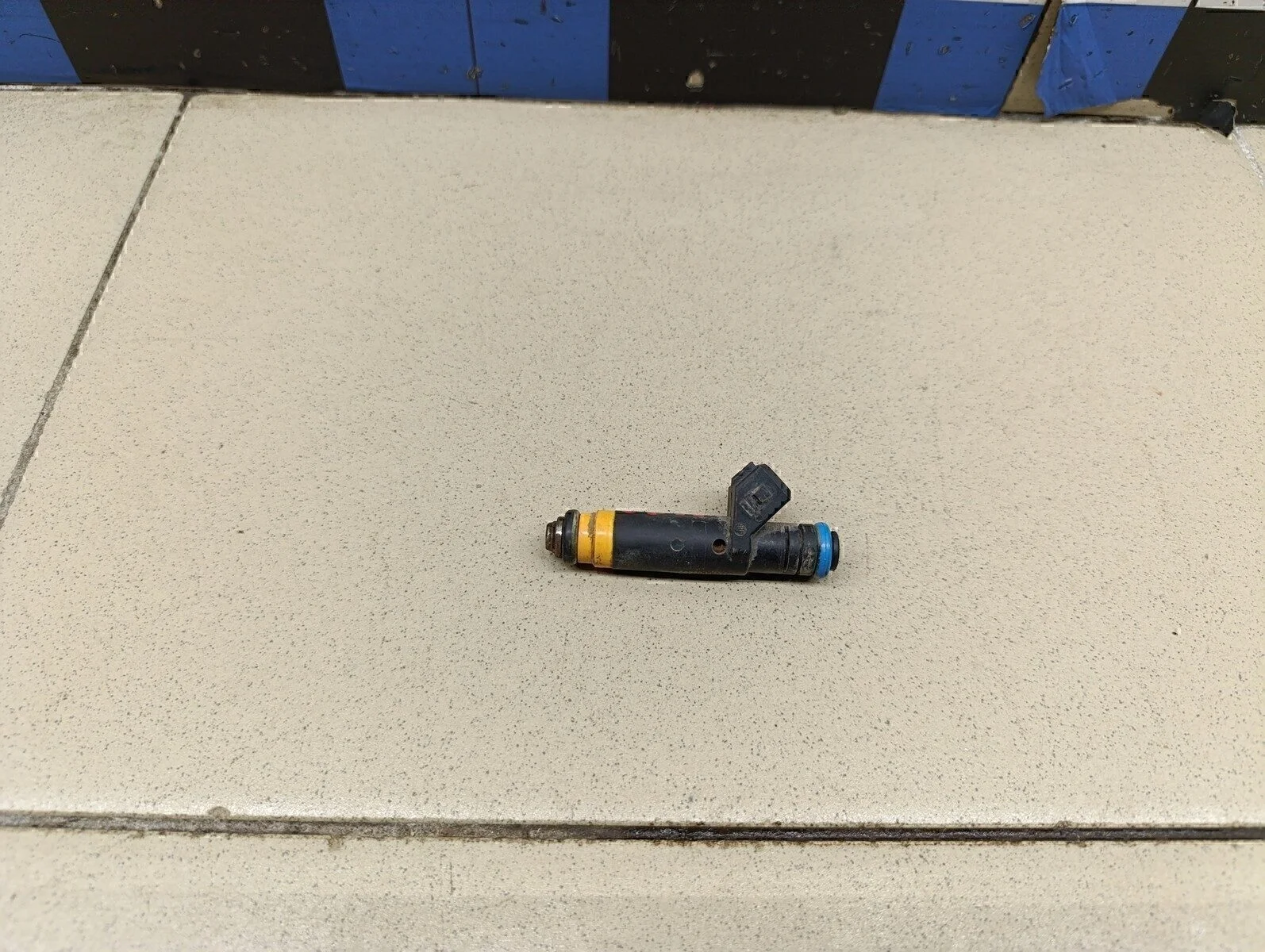 Форсунка инжекторная электрическая Clio/Symbol 1998-2008