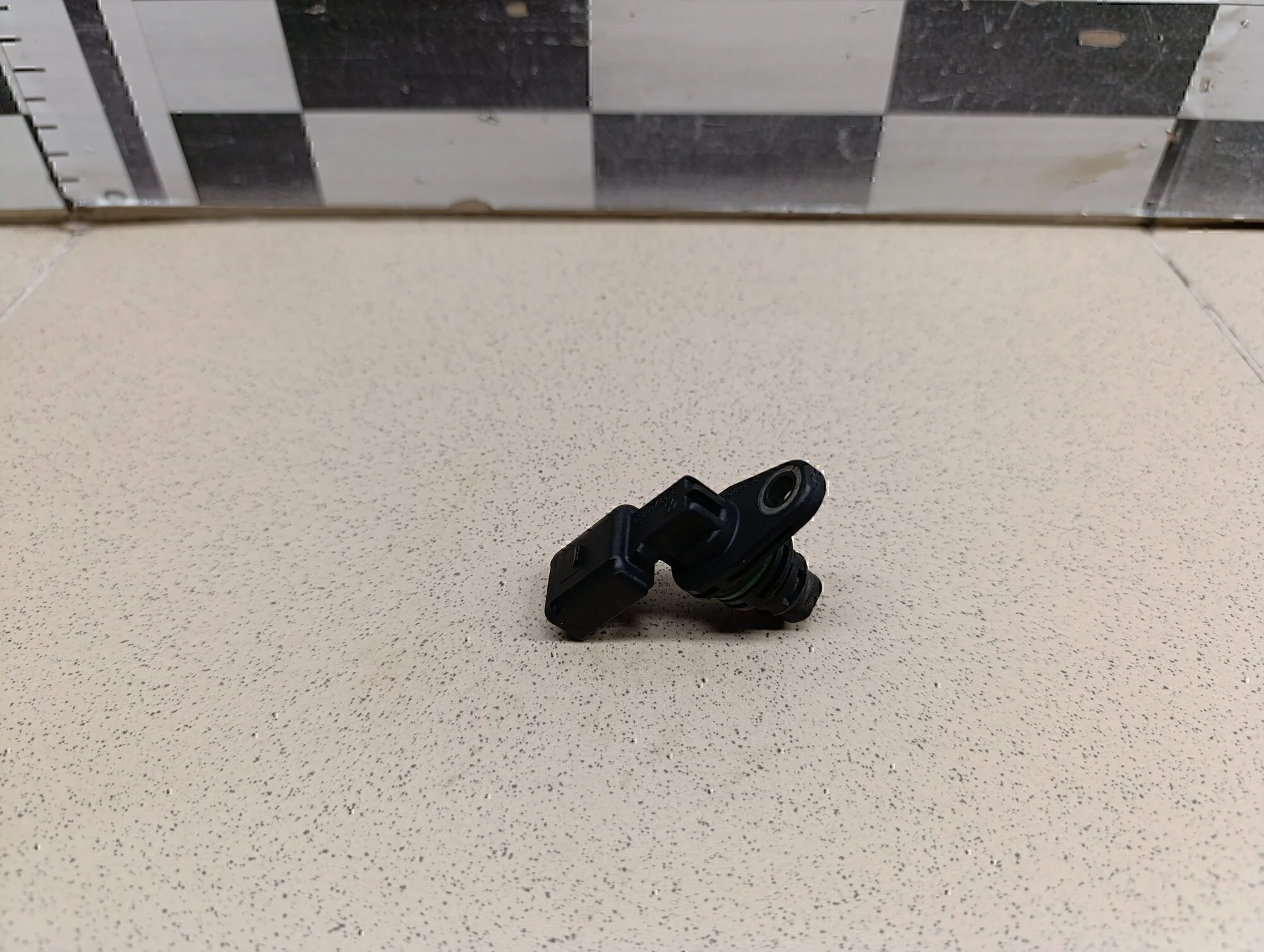 Датчик положения распредвала Fabia 2007-2015