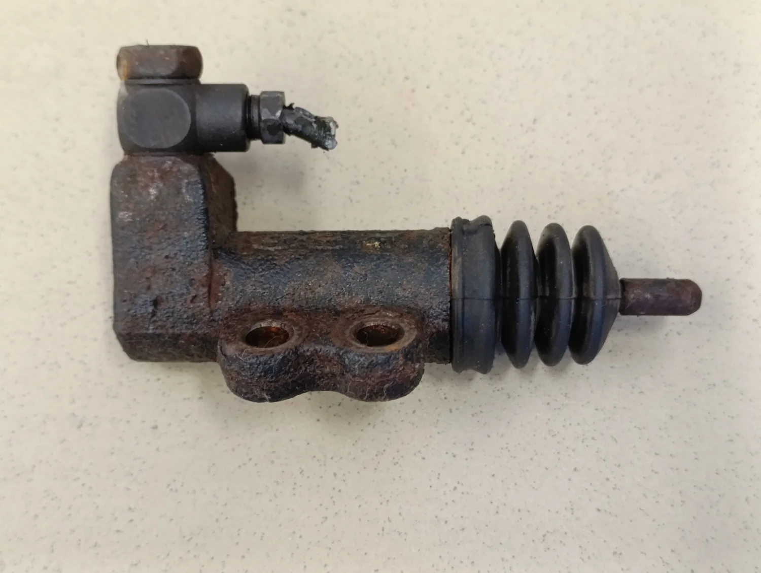 Цилиндр сцепления рабочий RIO 2005-2011