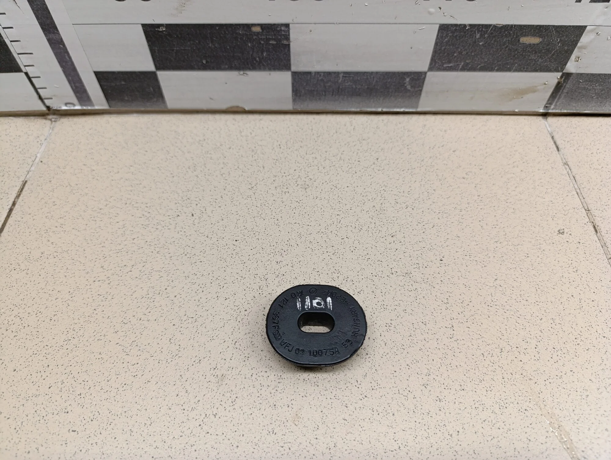 Подушка радиатора Fabia 2007-2015