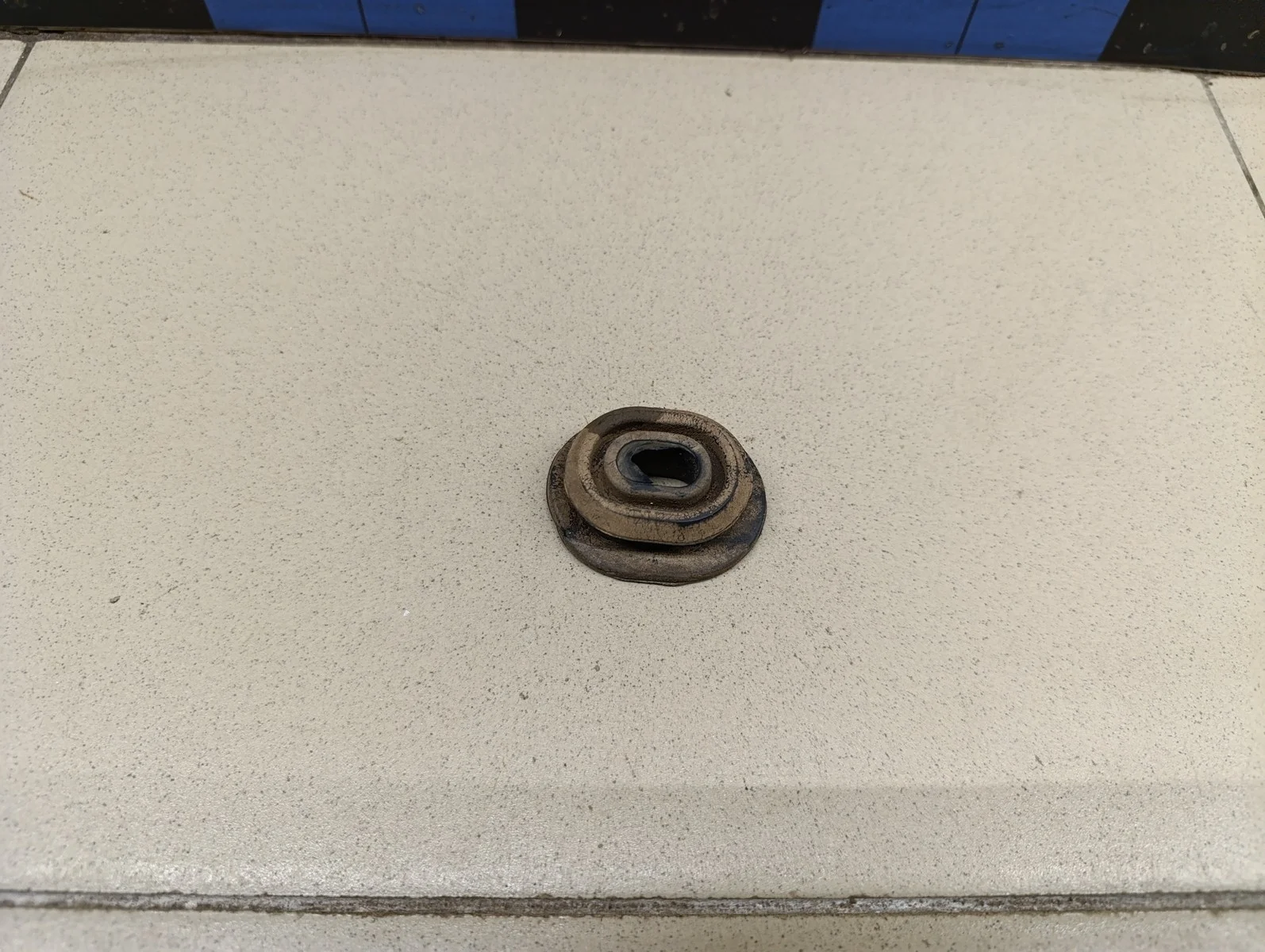 Подушка радиатора Fabia 2007-2015