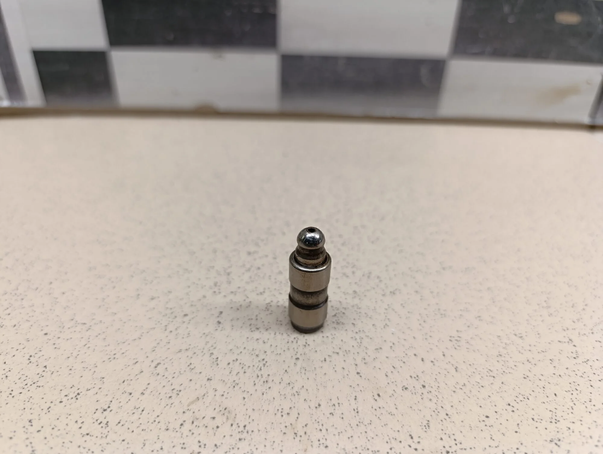 Толкатель клапана гидравлический Fabia 1999-2006