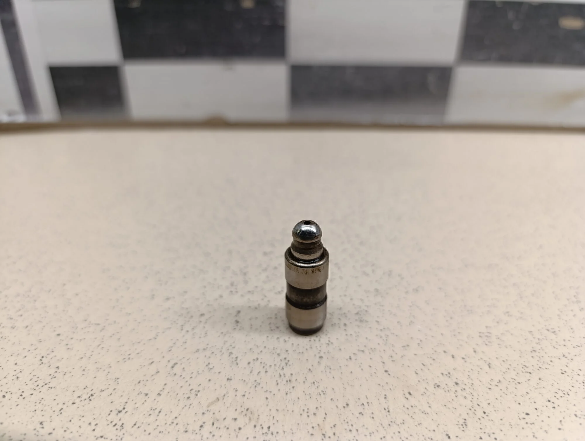 Толкатель клапана гидравлический Fabia 1999-2006