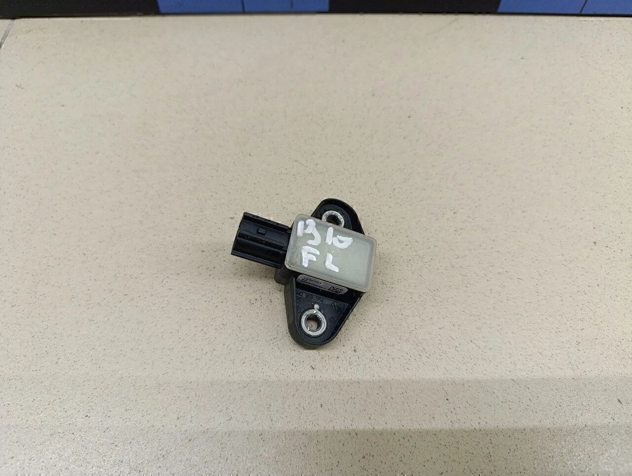 Датчик AIR BAG Passat [B6] 2005-2010