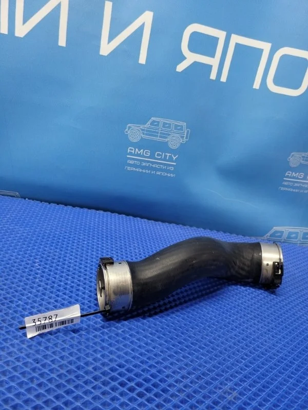Патрубок интеркулера Mercedes-Benz E-Class 2015 A2045284682 W212 М274920