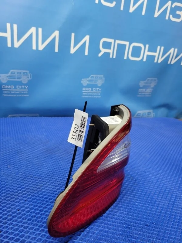 Фонарь задний Mercedes-Benz E-Class 2006 A2118201664 W211 М272964, задний правый