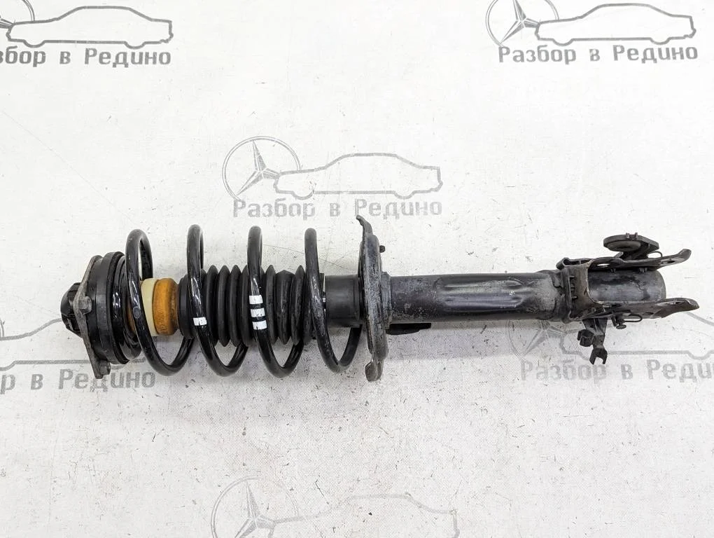 Стойка передняя Mercedes-Benz