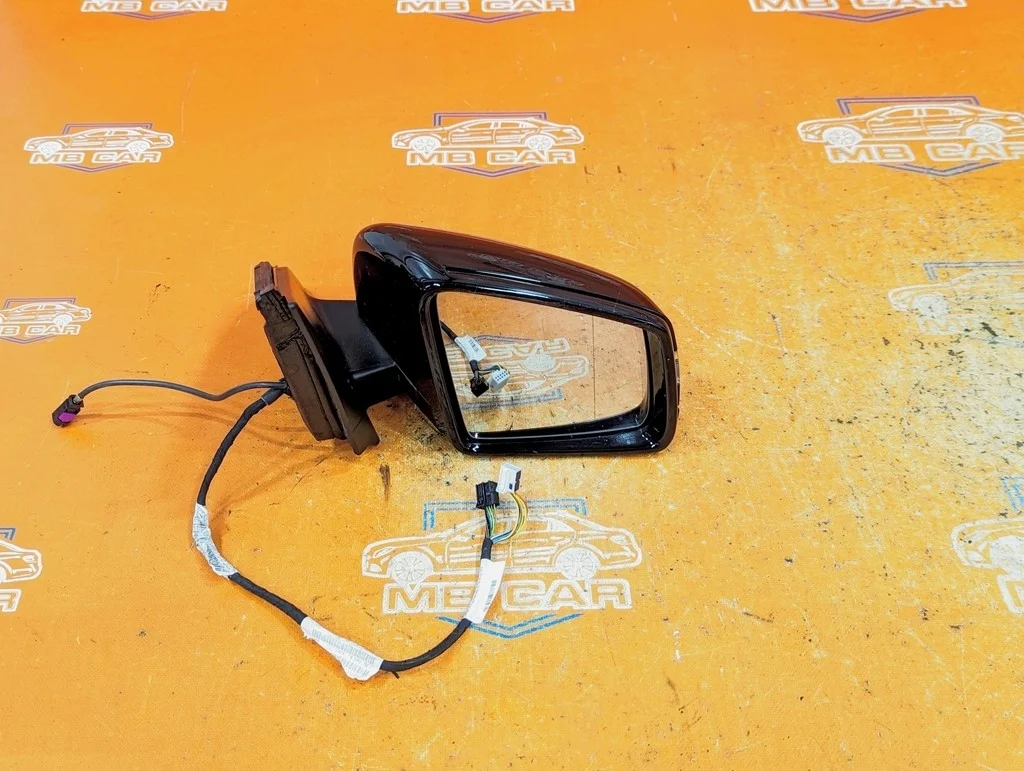 Зеркало правое Mercedes-Benz