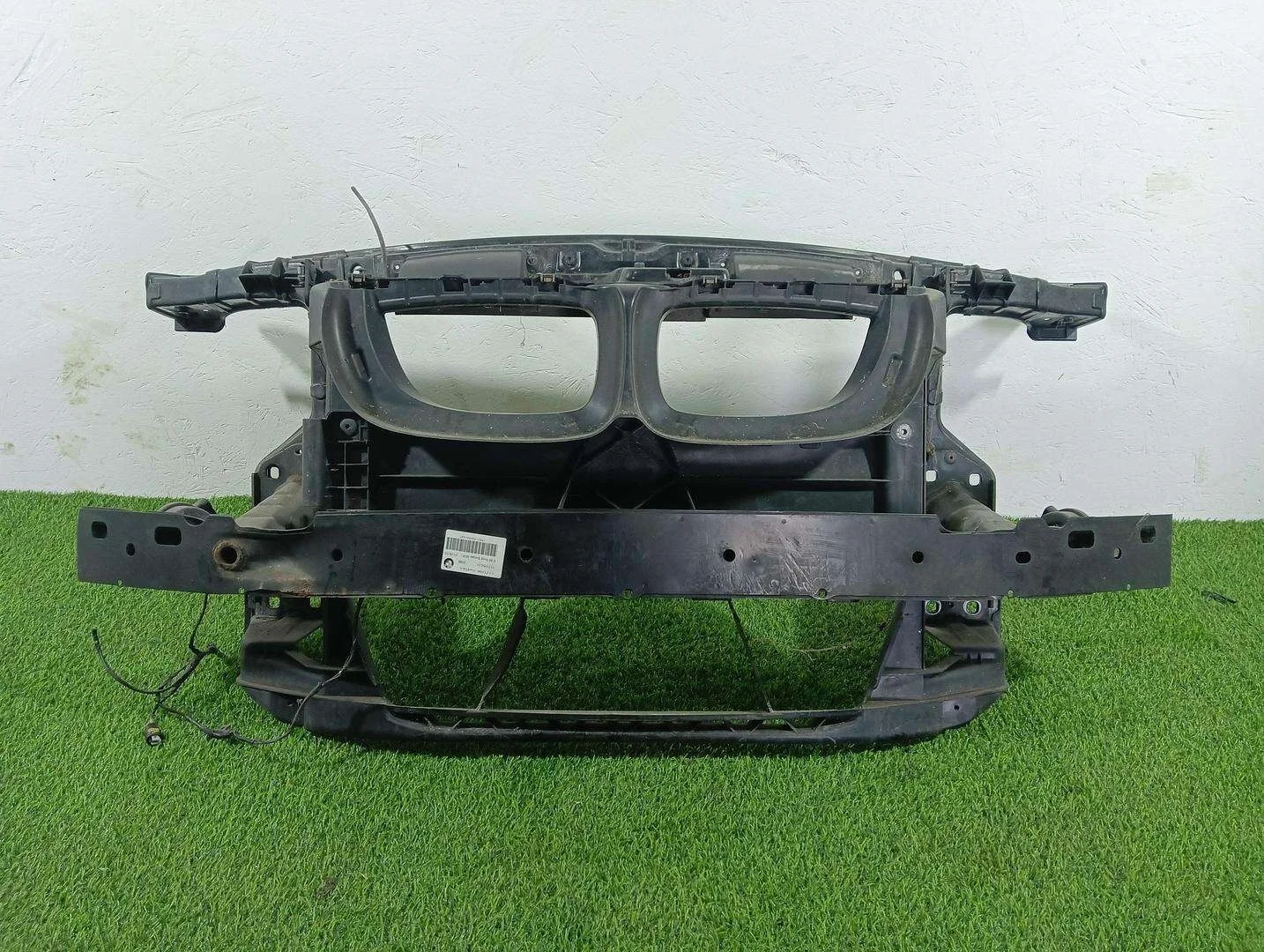 передняя панель (телевизор) BMW 1 серия 2.0 дизель 2012